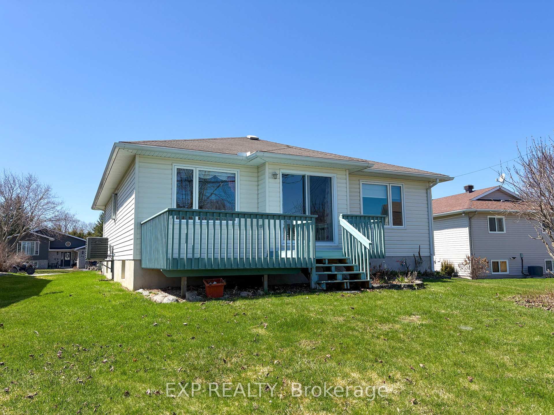 Photo 20 of 213 Vanier Crescent, Renfrew — HOMEH