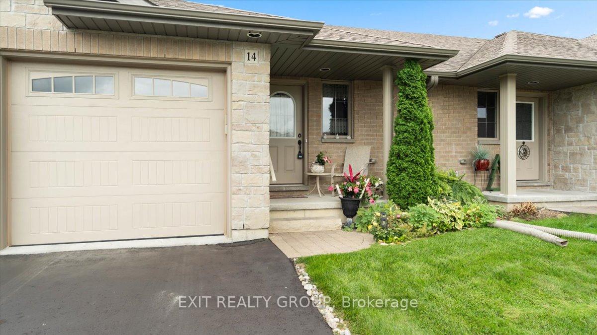 Photo 2 of 14 Cortland Crescent, Quinte West, Murray Ward — HOMEH