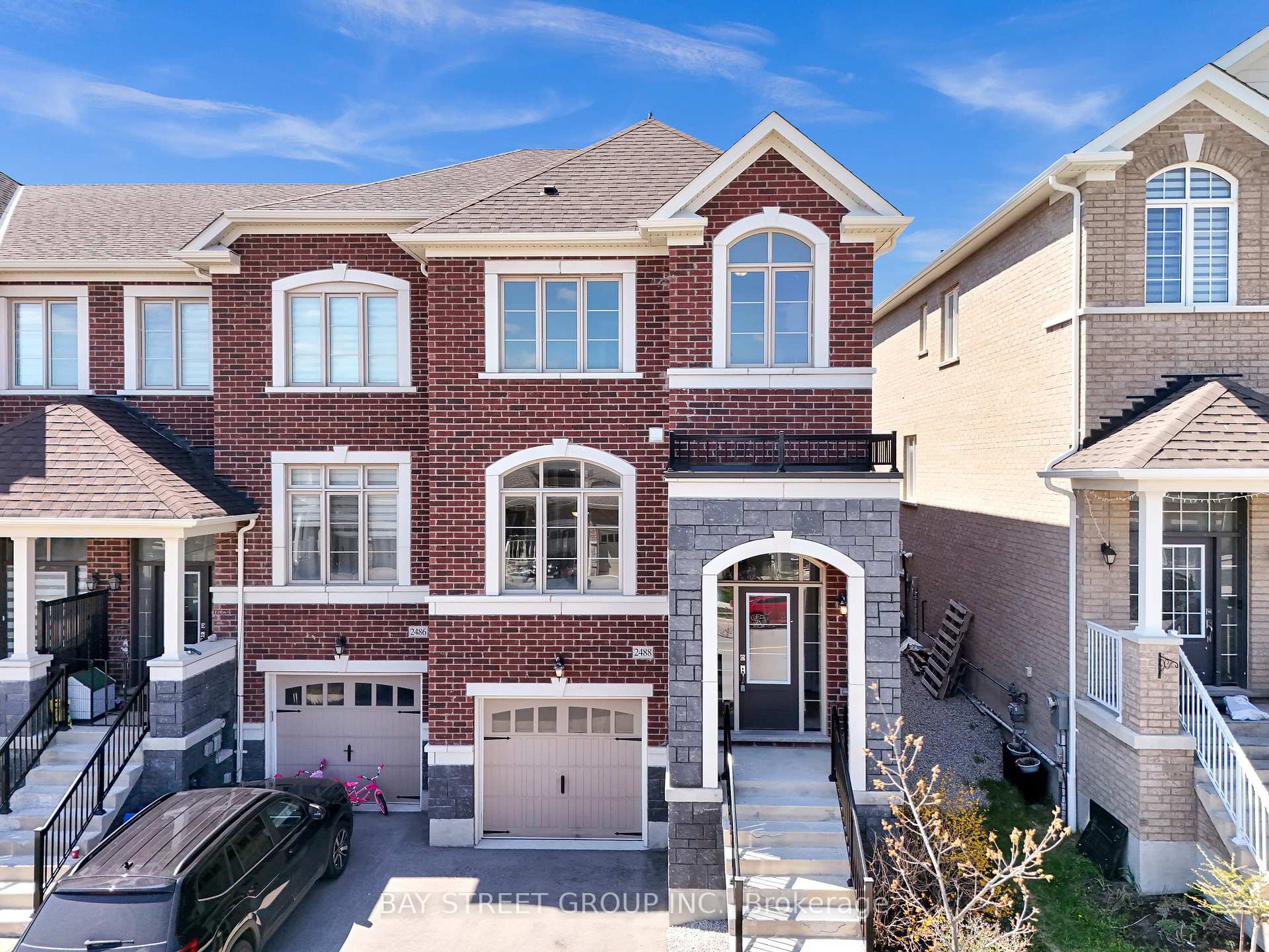 Photo 1 of 2488 Hibiscus Drive, Pickering, Rural Pickering — HOMEH