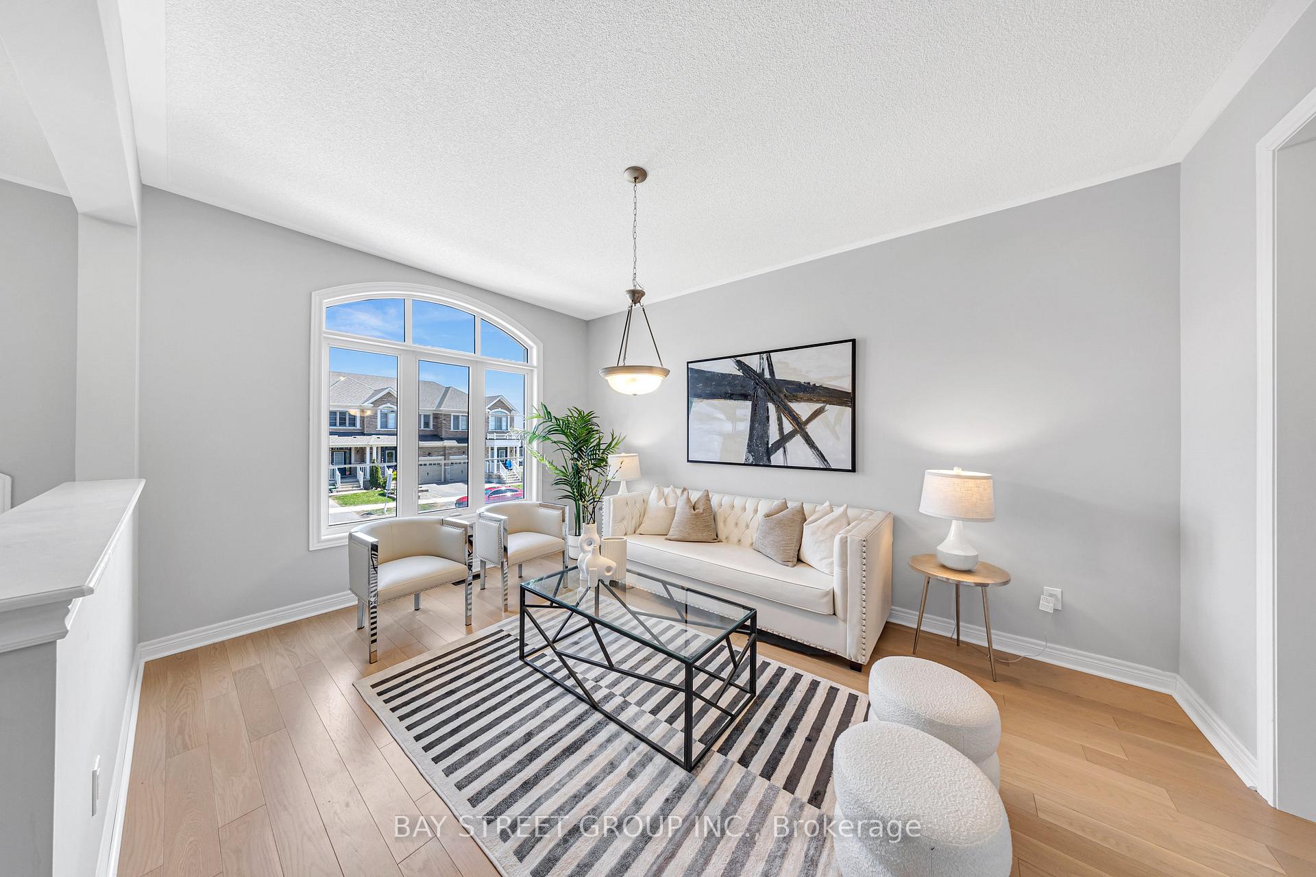 Photo 7 of 2488 Hibiscus Drive, Pickering, Rural Pickering — HOMEH