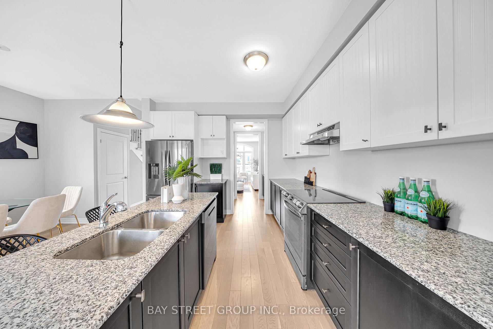 Photo 10 of 2488 Hibiscus Drive, Pickering, Rural Pickering — HOMEH