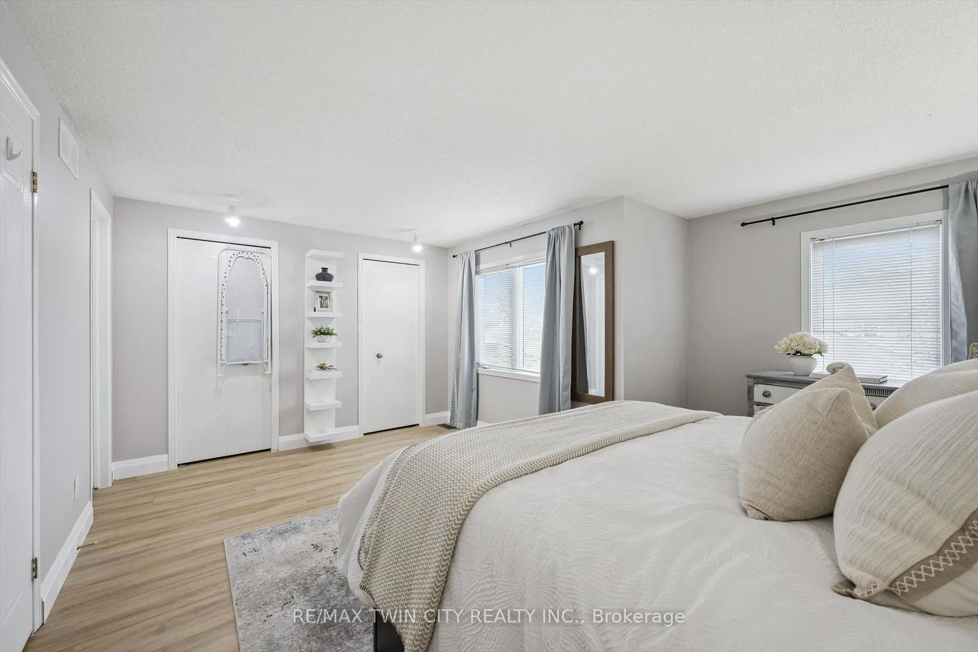 Photo 14 of Unit 42, 230 Blackhorne Drive, Kitchener, Laurentian Hills — HOMEH