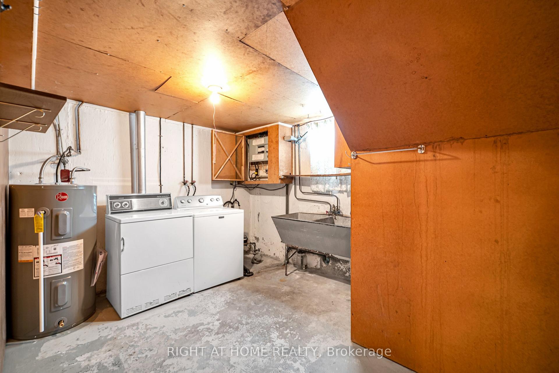 Photo 41 of 154 Chadburn Street N, Oshawa, Central — HOMEH