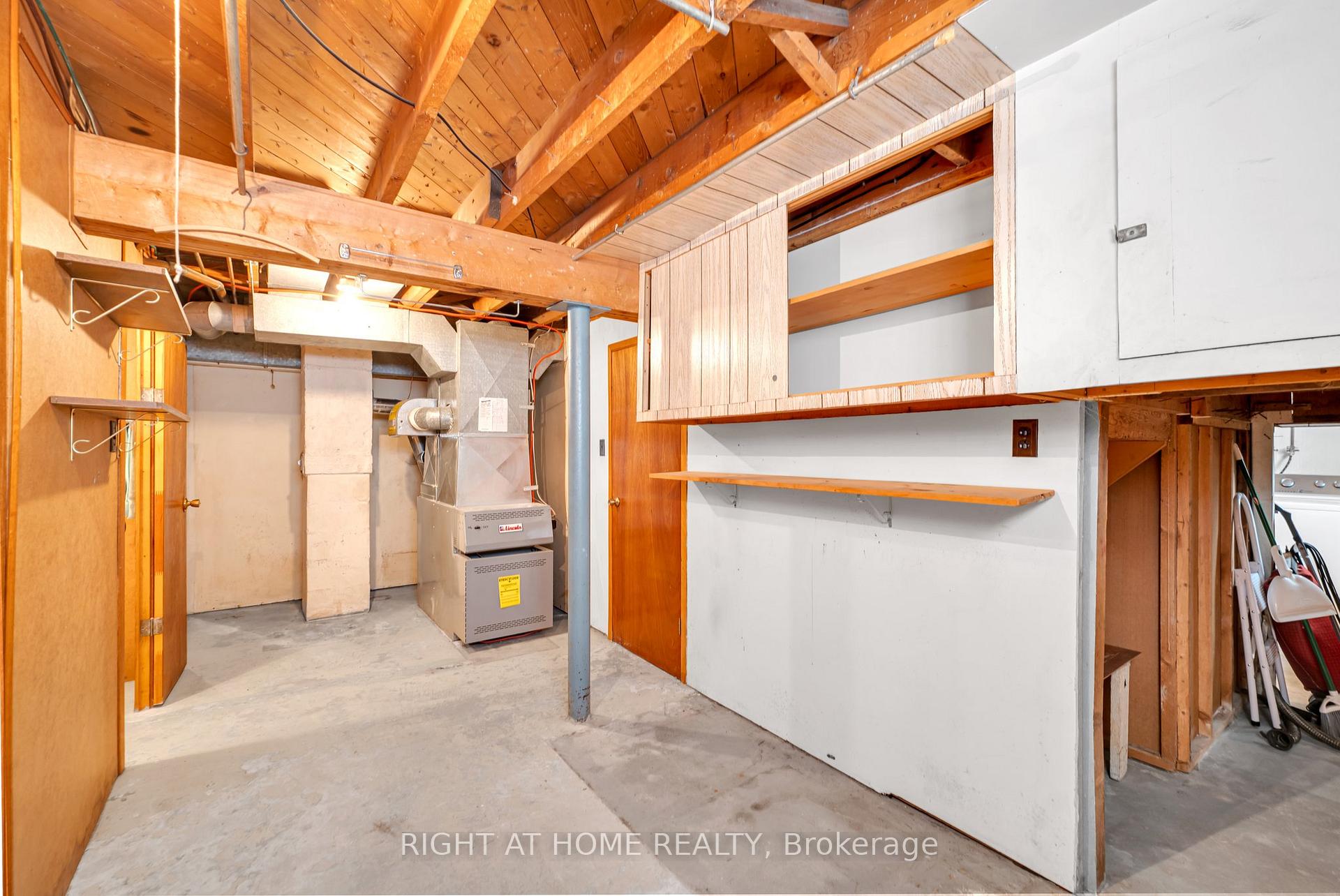 Photo 42 of 154 Chadburn Street N, Oshawa, Central — HOMEH