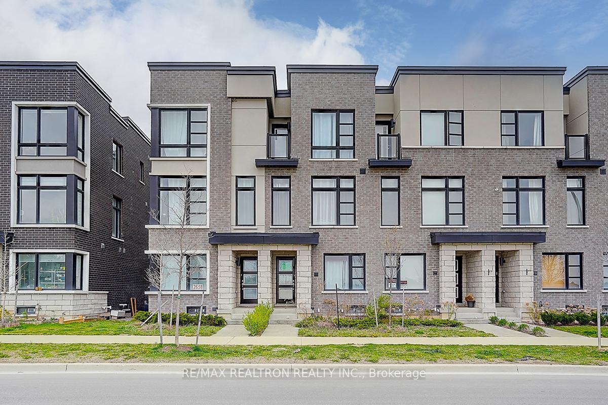 Photo 2 of 2656 Castlegate Crossing, Pickering, Duffin Heights — HOMEH