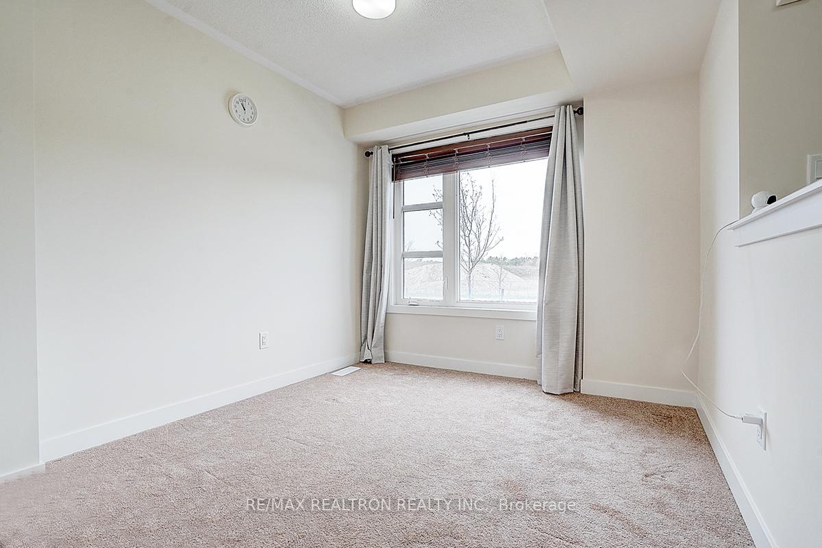 Photo 5 of 2656 Castlegate Crossing, Pickering, Duffin Heights — HOMEH