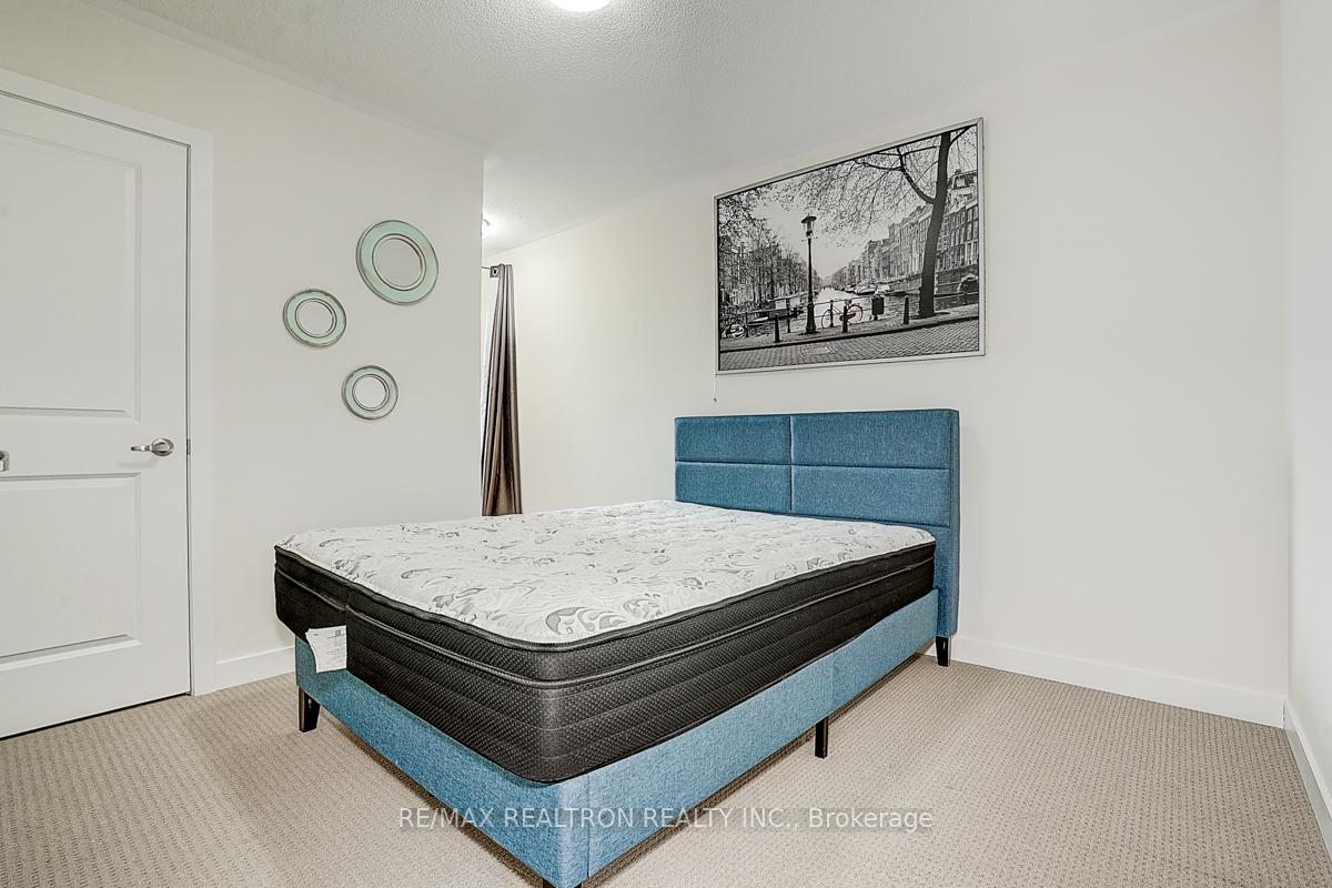 Photo 30 of 2656 Castlegate Crossing, Pickering, Duffin Heights — HOMEH