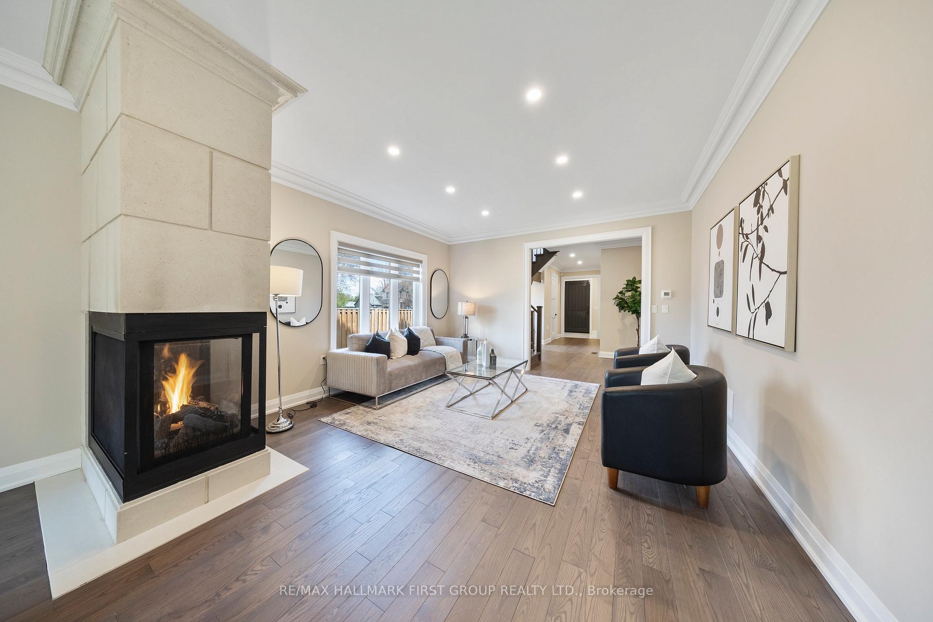 Photo 9 of 732 Hillview Crescent, Pickering, West Shore — HOMEH