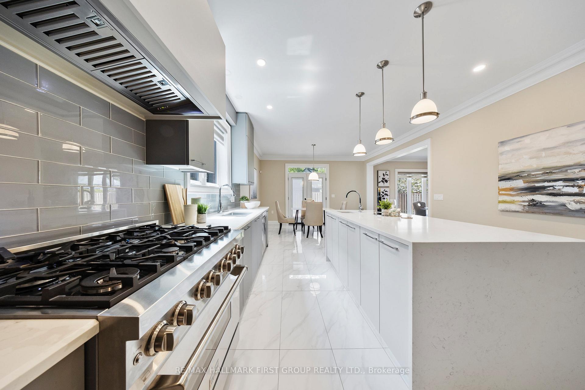 Photo 14 of 732 Hillview Crescent, Pickering, West Shore — HOMEH