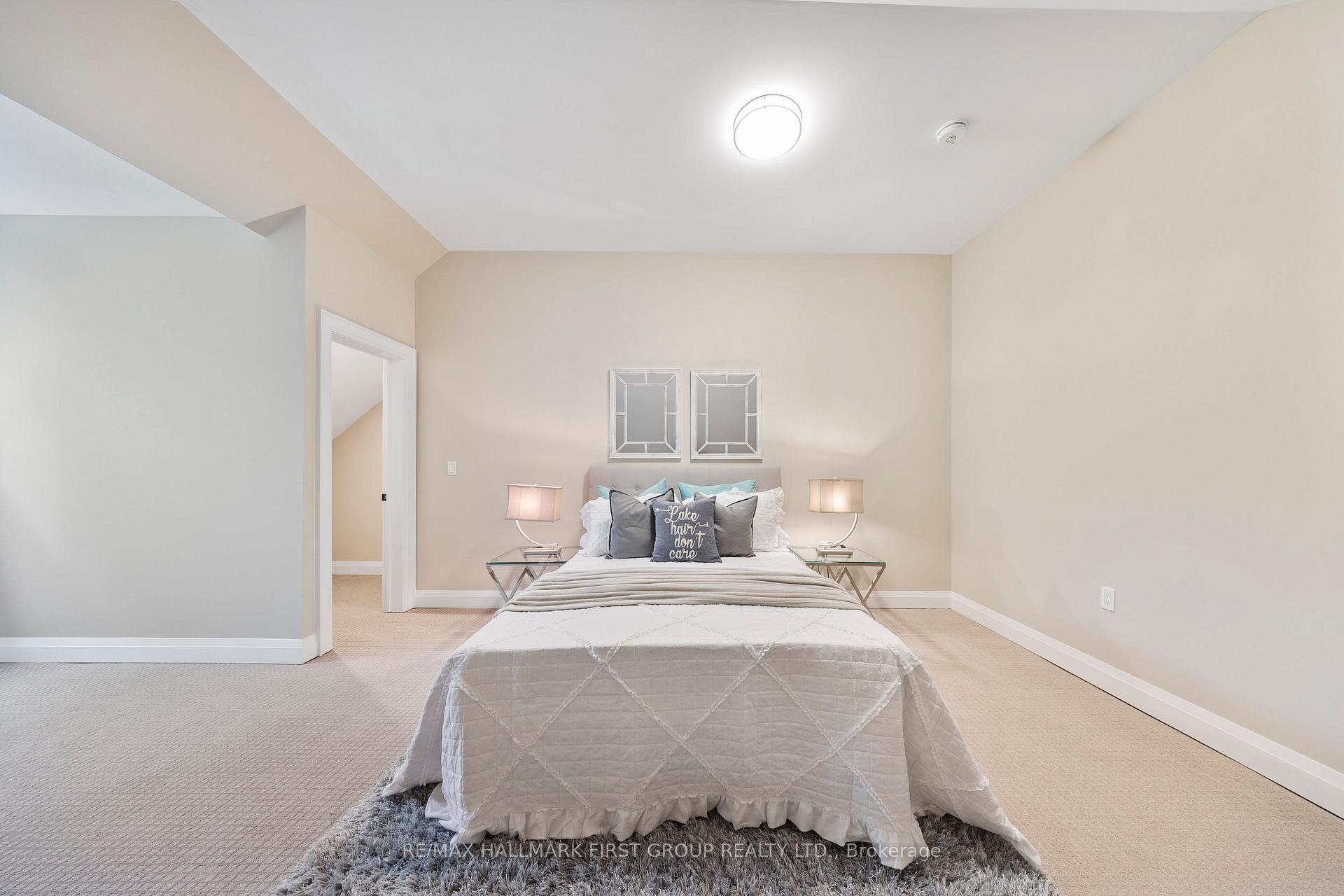 Photo 32 of 732 Hillview Crescent, Pickering, West Shore — HOMEH