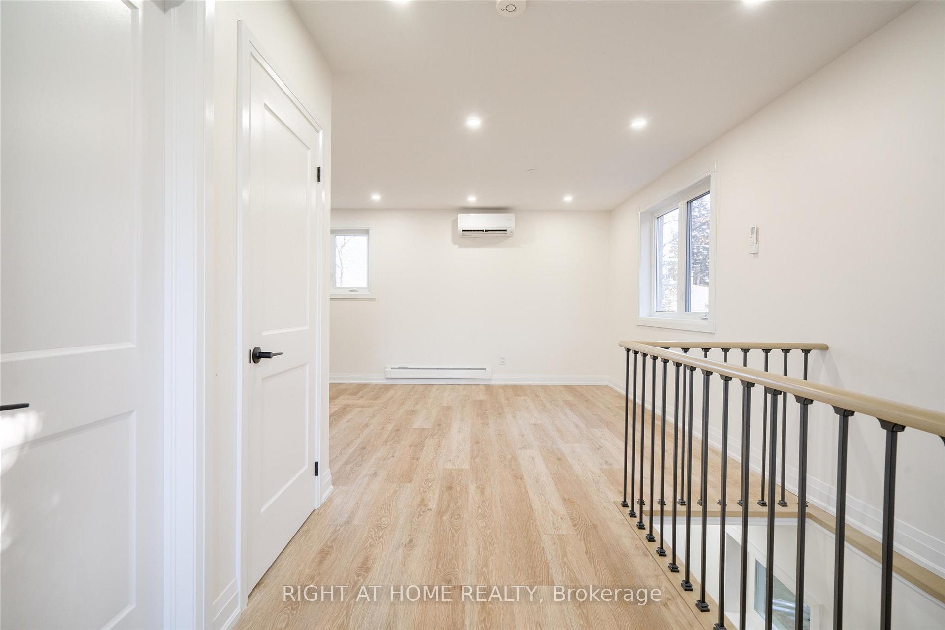 Photo 6 of 809 Helen Crescent, Pickering, Bay Ridges — HOMEH