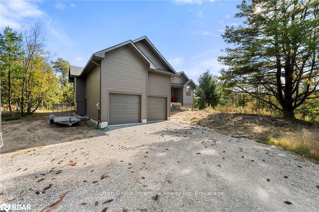 Photo 36 of 1077 Monck Road, Ramara, Rural Ramara — HOMEH