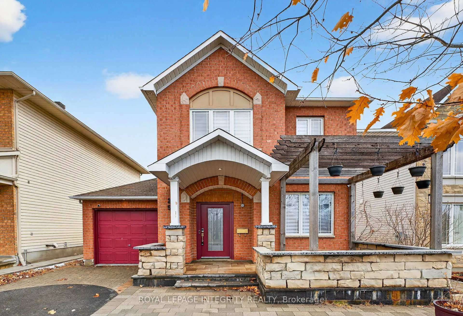 Front of 25 Berry Glen Street