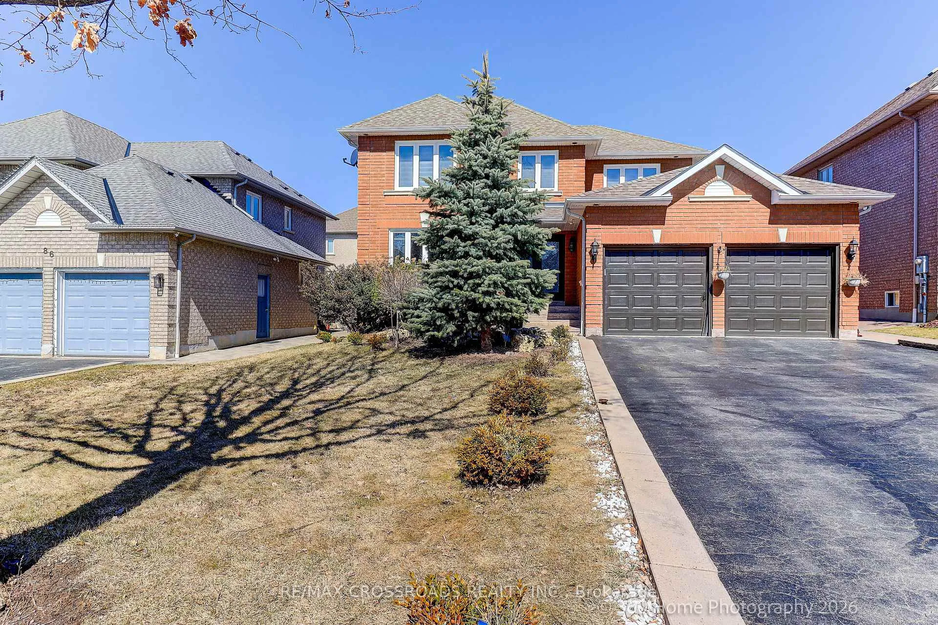 Photo 1 of 80 Lois Drive, Vaughan, Islington Woods — HOMEH