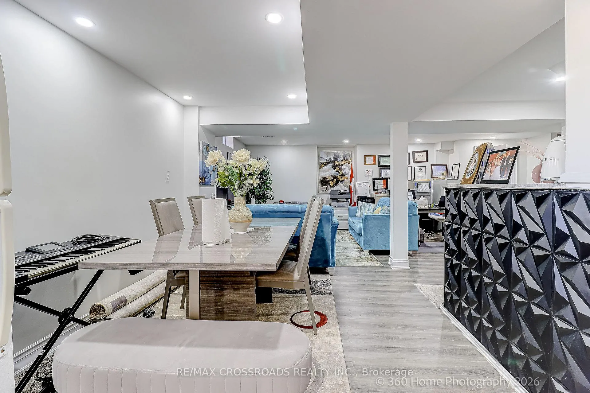 Photo 4 of 80 Lois Drive, Vaughan, Islington Woods — HOMEH