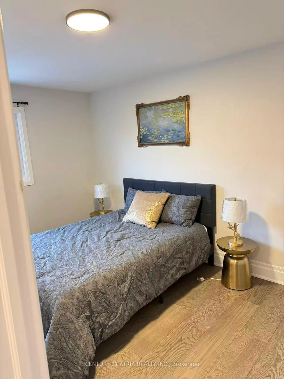 Photo 5 of 31 Sir Caradoc Place, Markham, Markham Village — HOMEH