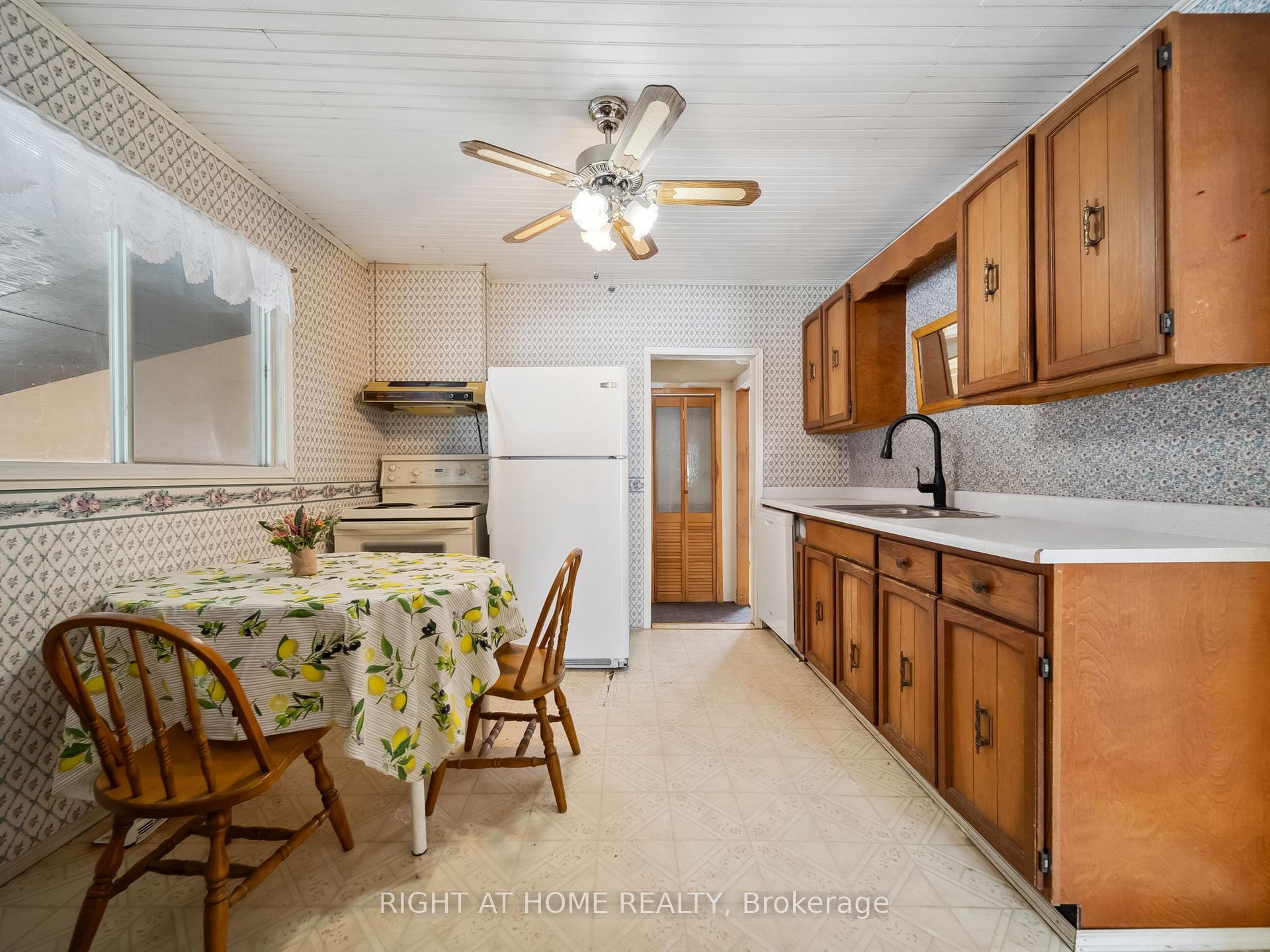 Photo 5 of 5562 Rama Road, Ramara, Rural Ramara — HOMEH