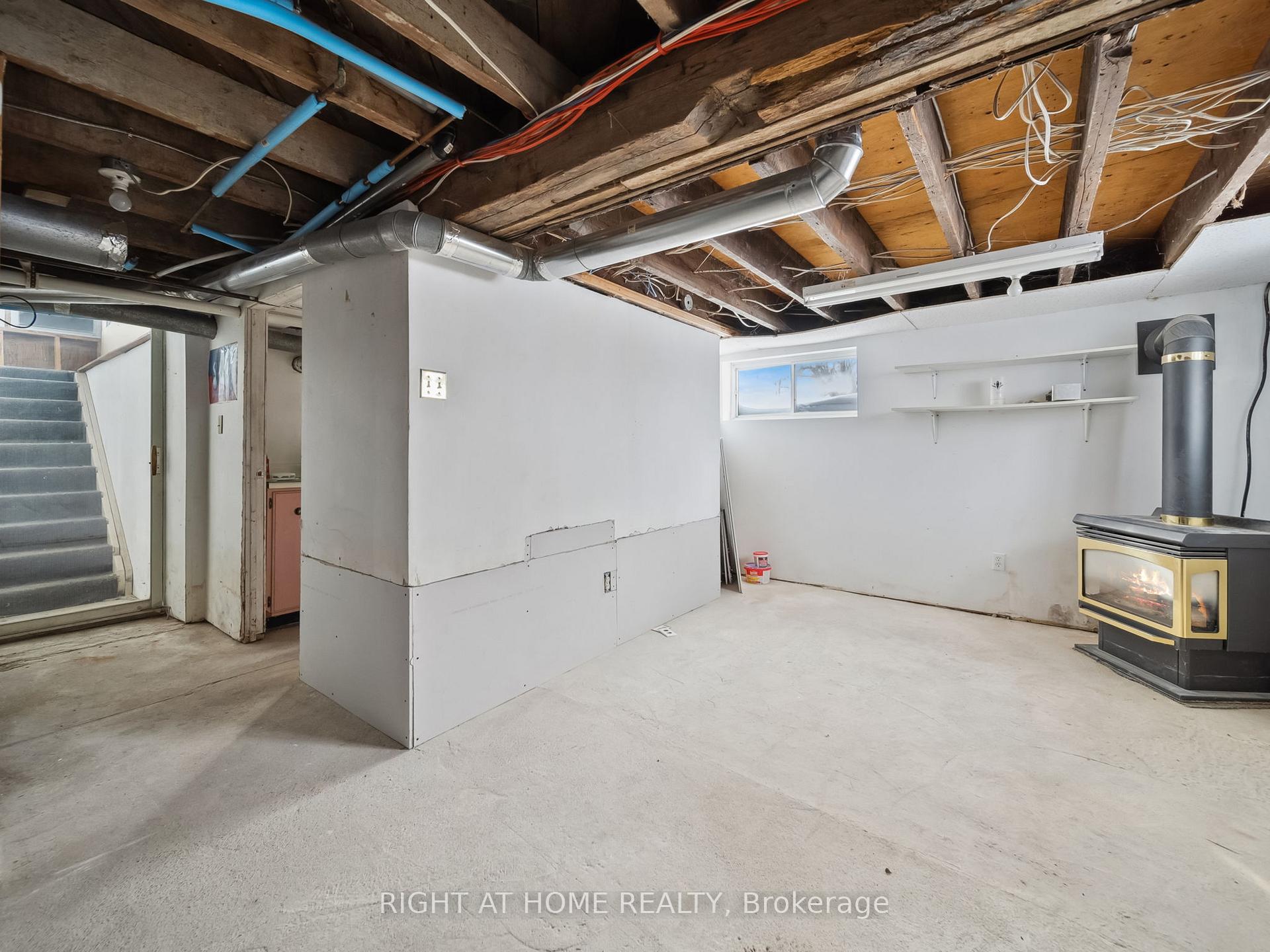 Photo 11 of 5562 Rama Road, Ramara, Rural Ramara — HOMEH
