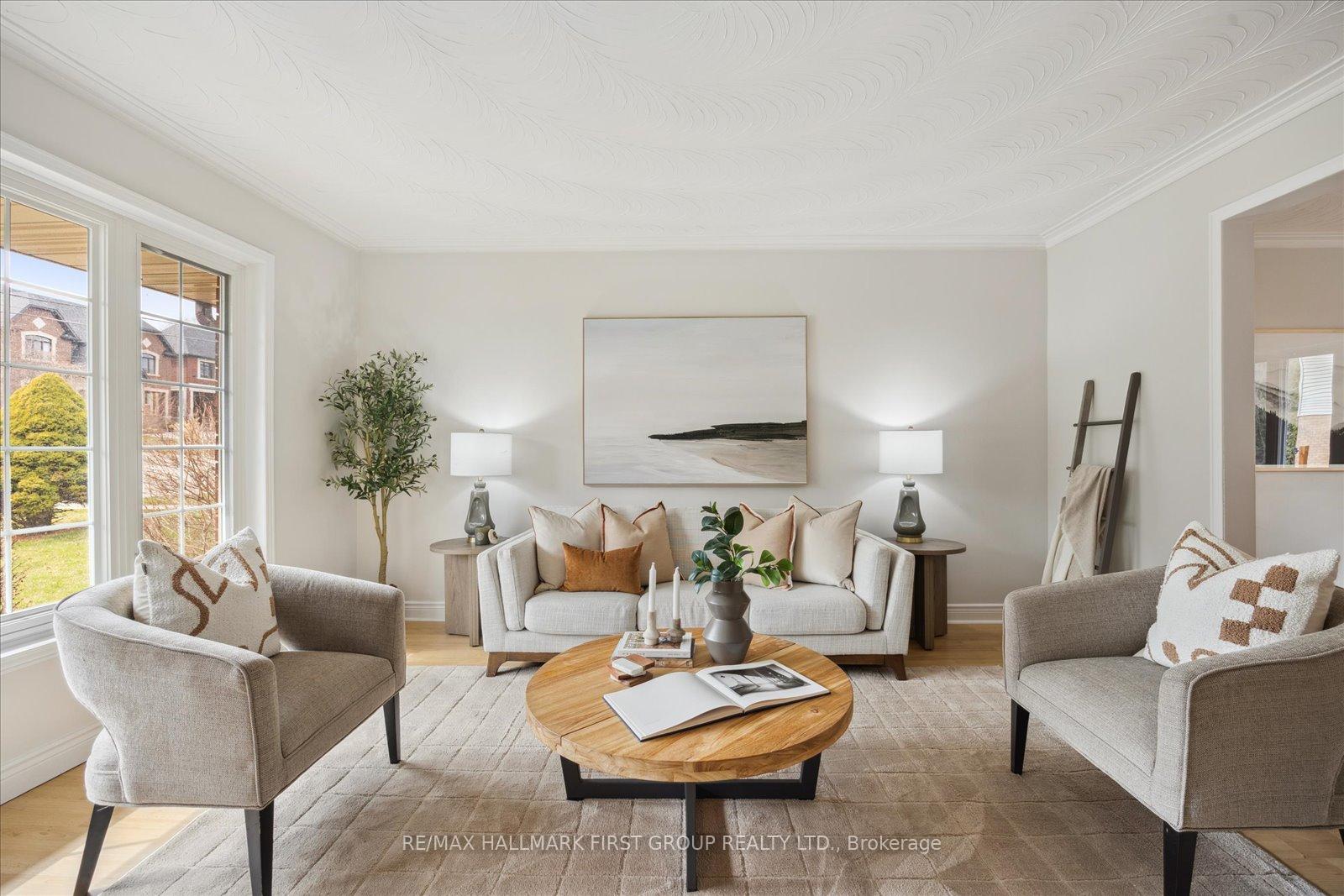 Photo 2 of 533 Oakwood Drive, Pickering, Rosebank — HOMEH