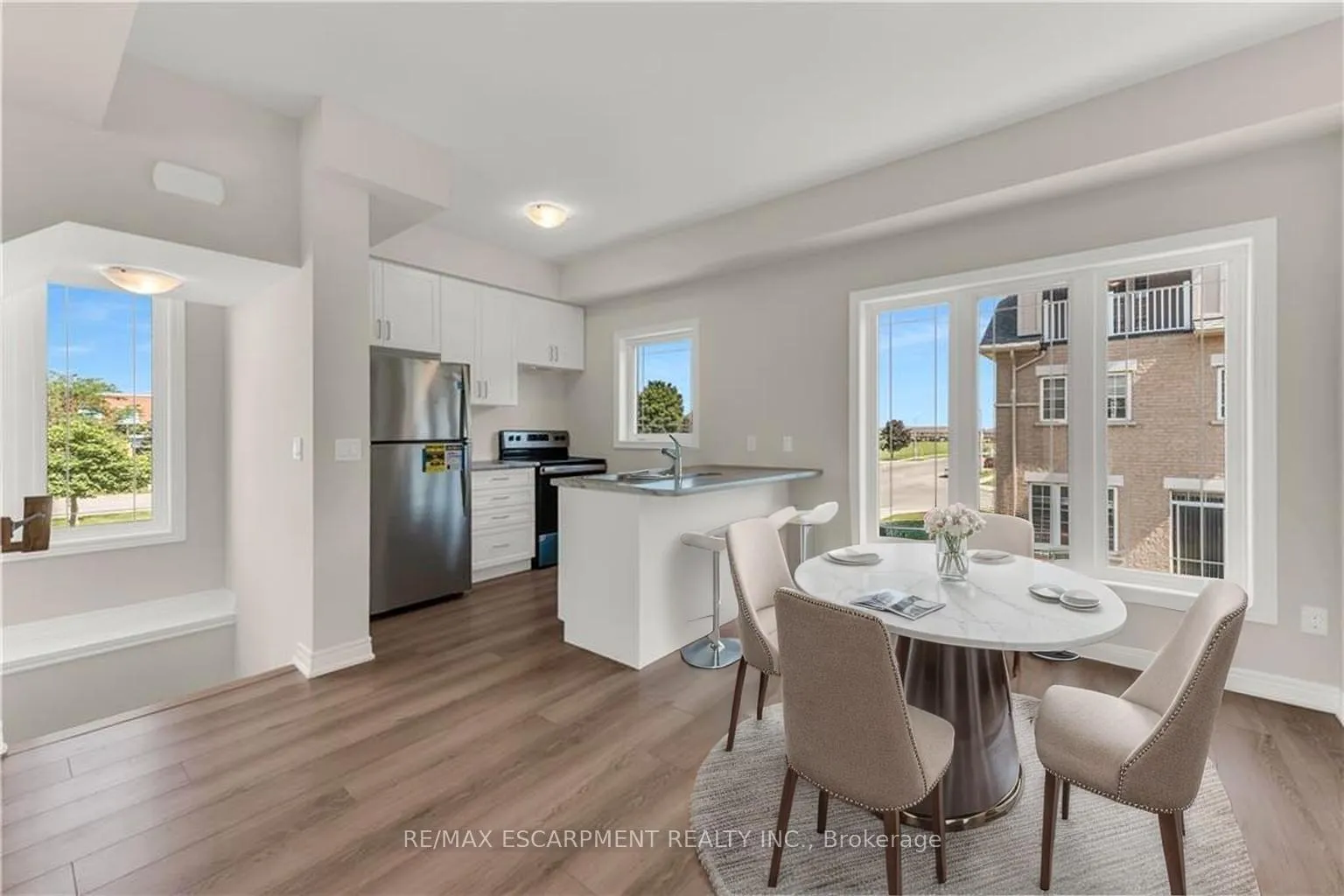 Photo 2 of Unit 57, 19 Picardy Drive, Hamilton, Stoney Creek Mountain — HOMEH