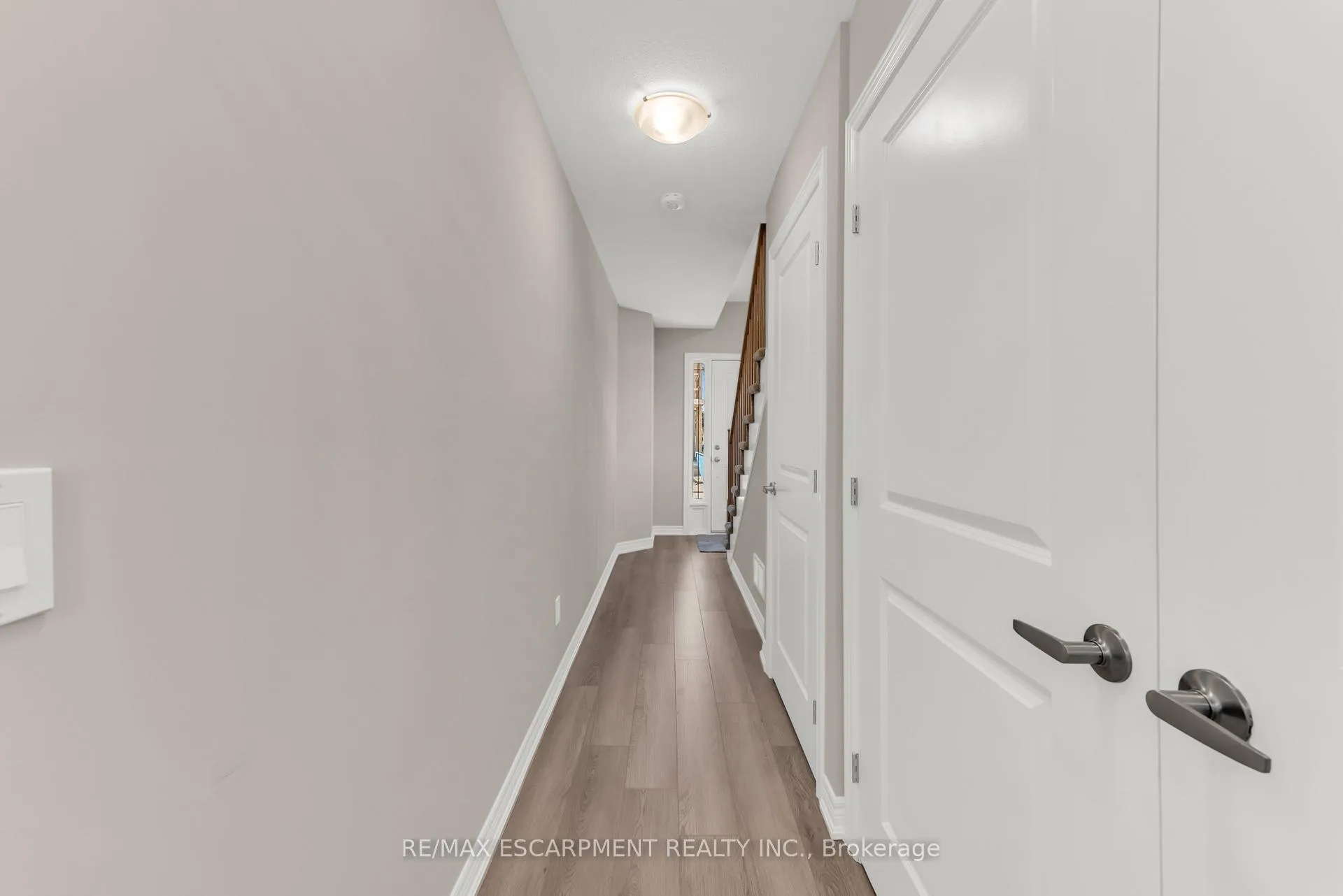 Photo 6 of Unit 57, 19 Picardy Drive, Hamilton, Stoney Creek Mountain — HOMEH