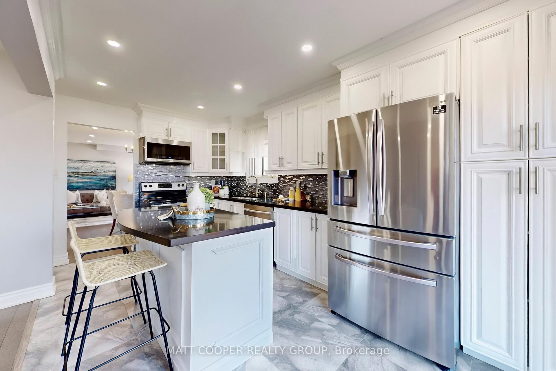 Photo 9 of 1561 Marshcourt Drive, Pickering, Village East — HOMEH