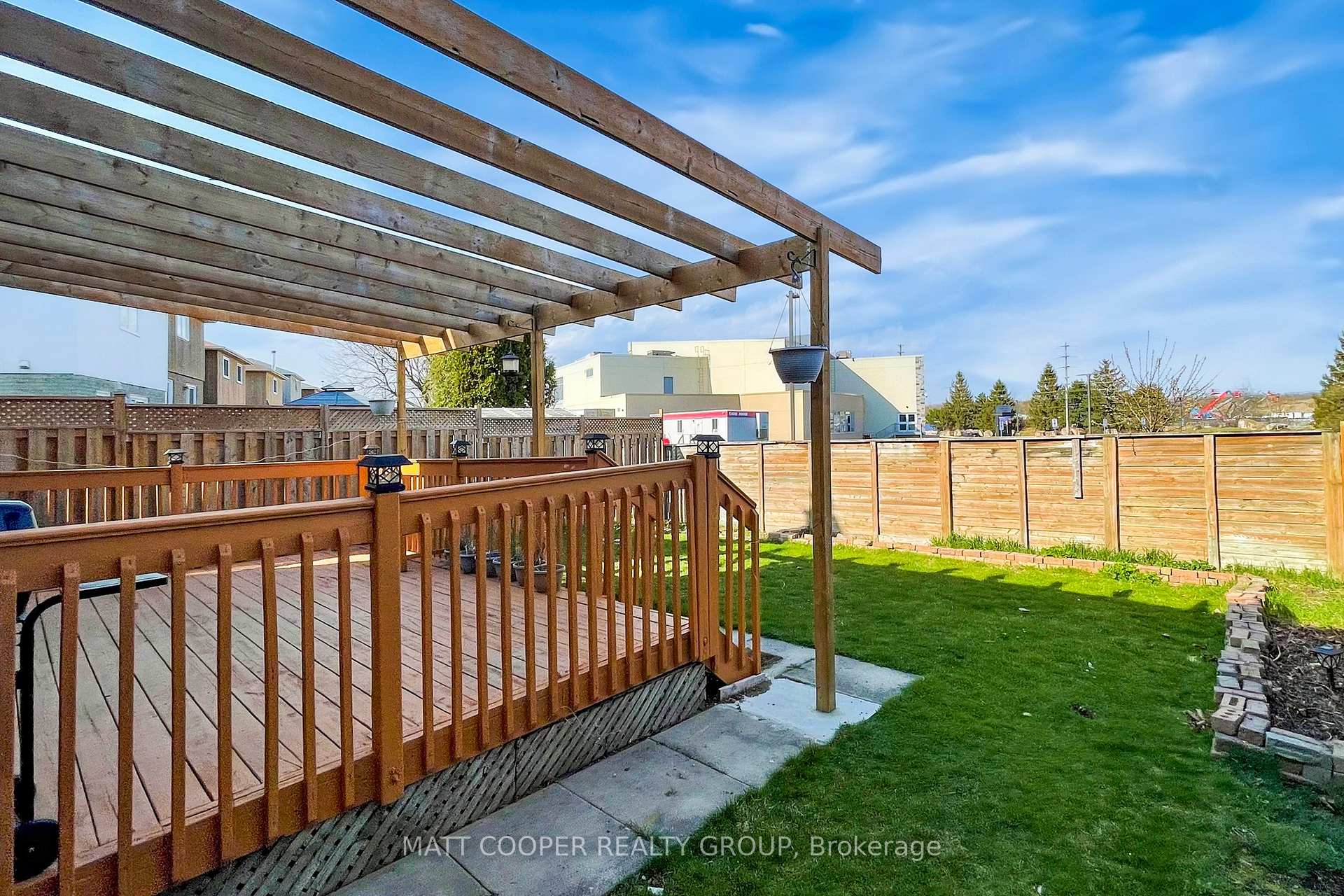 Photo 25 of 1561 Marshcourt Drive, Pickering, Village East — HOMEH