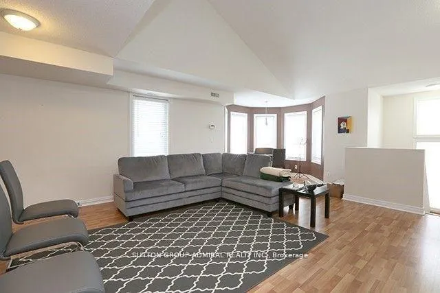 Photo 3 of Unit 301, 12 Brian Peck Crescent, Toronto, Leaside — HOMEH