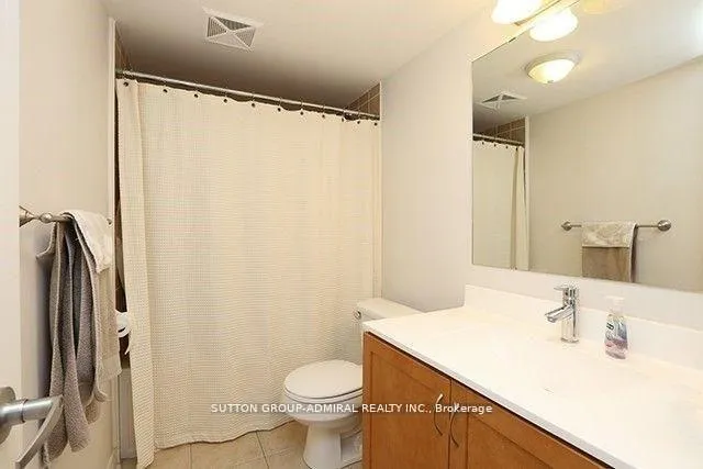 Photo 10 of Unit 301, 12 Brian Peck Crescent, Toronto, Leaside — HOMEH