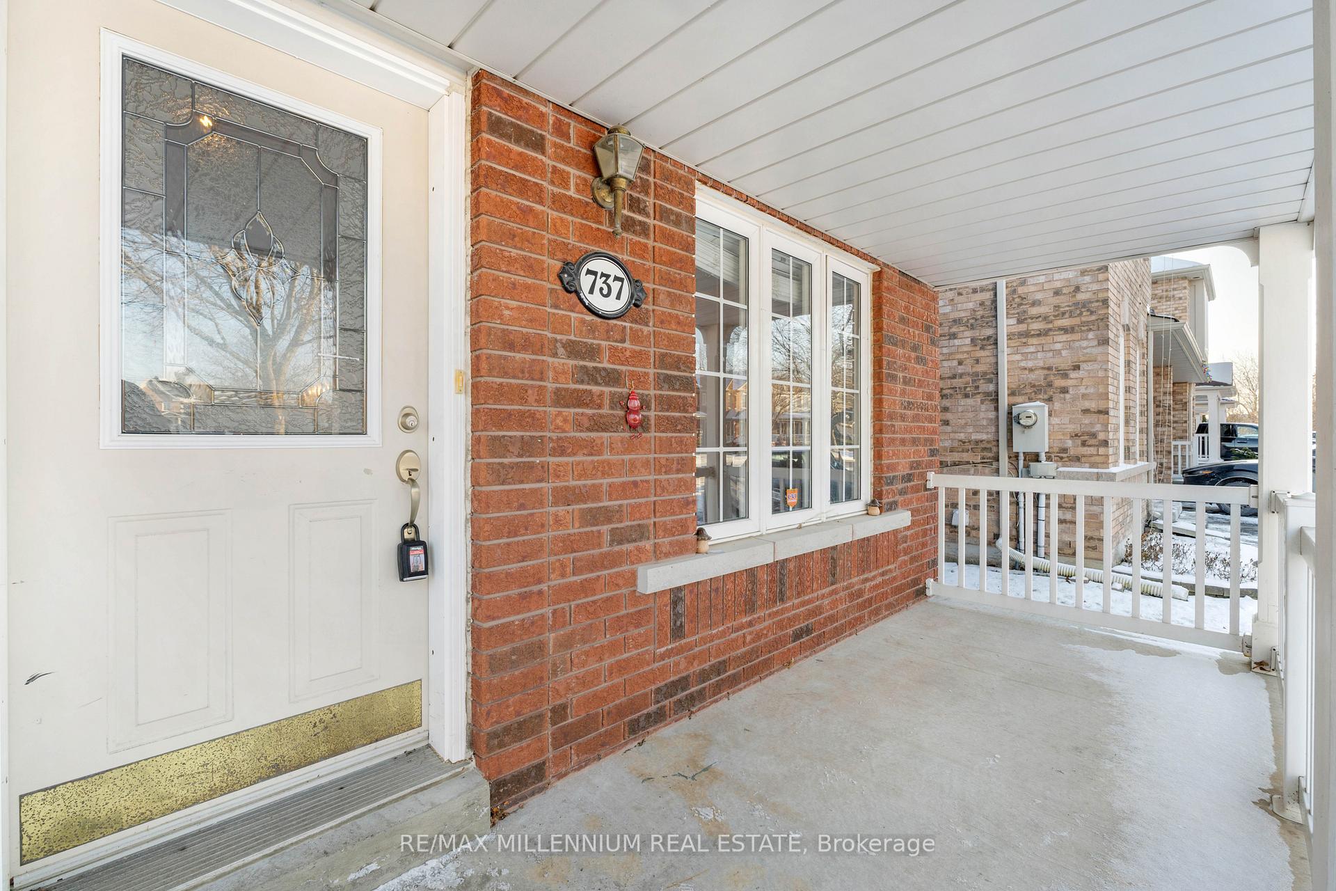 Photo 3 of Unit Upper, 737 Craighurst Court, Pickering, Amberlea — HOMEH