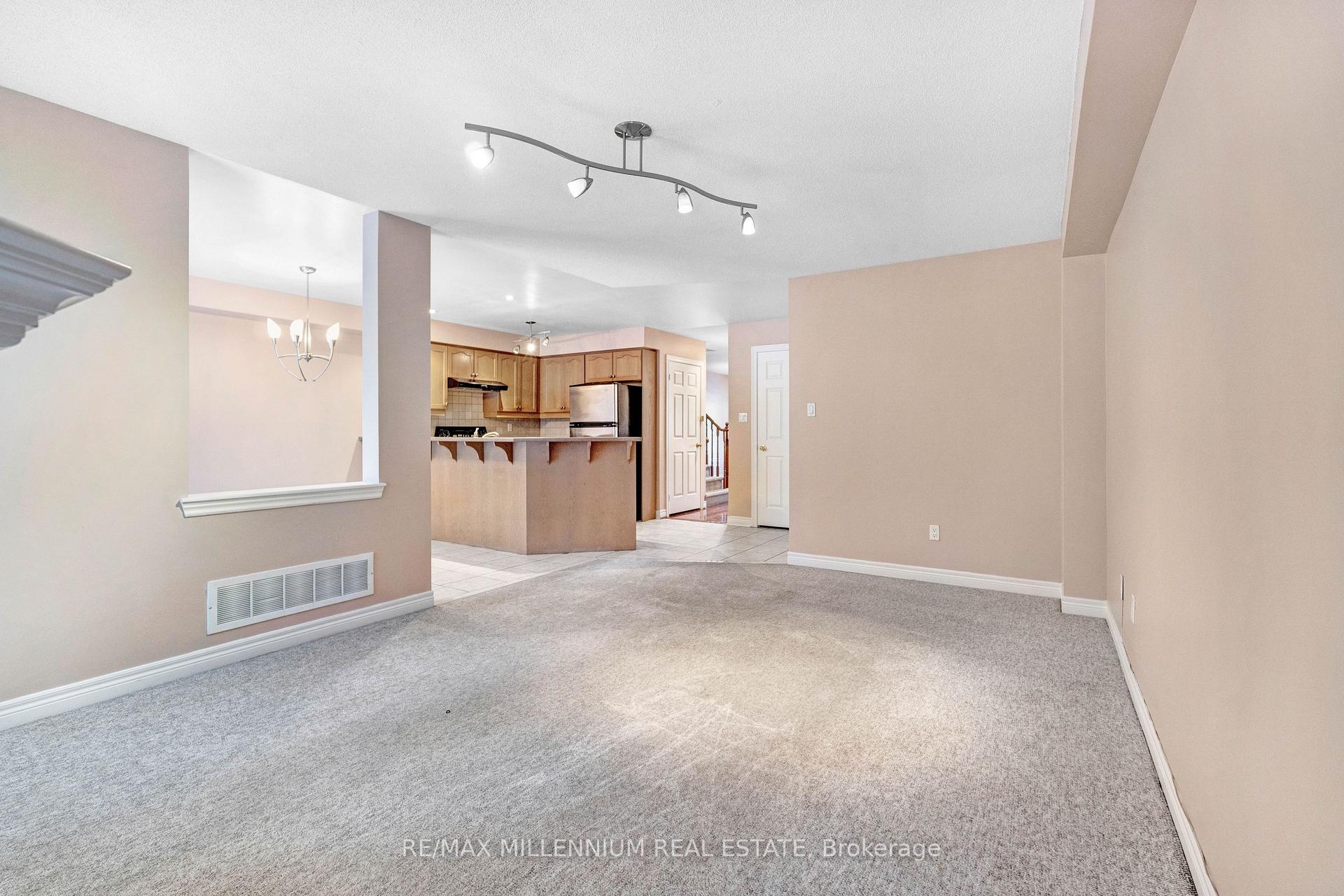 Photo 7 of Unit Upper, 737 Craighurst Court, Pickering, Amberlea — HOMEH