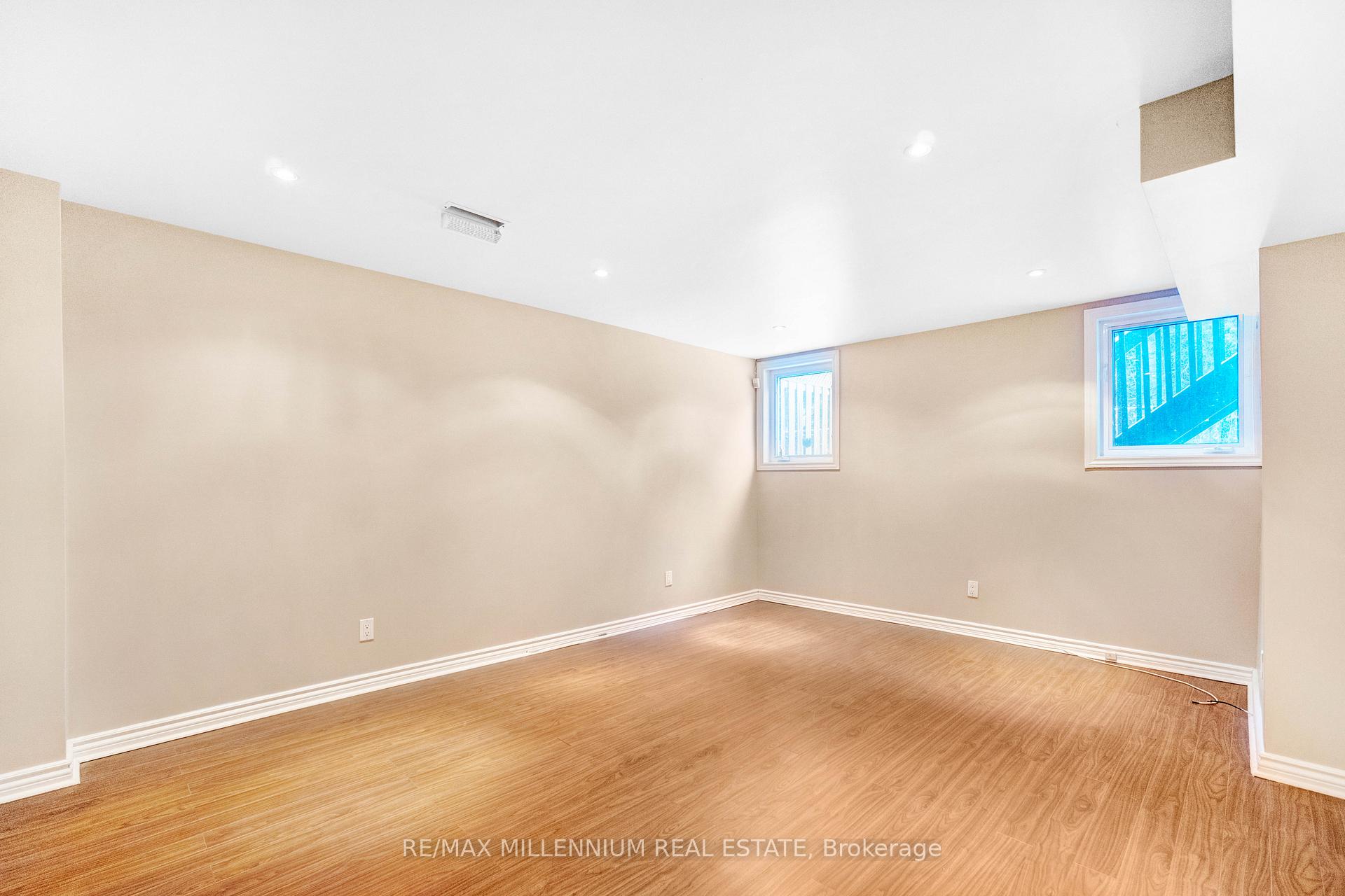 Photo 31 of Unit Upper, 737 Craighurst Court, Pickering, Amberlea — HOMEH