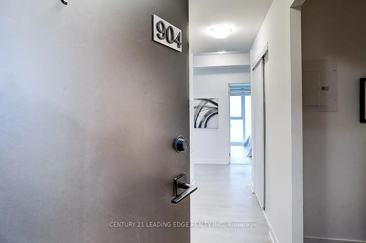 Photo 6 of Unit B904, 292 Verdale Crossing, Markham, Unionville — HOMEH