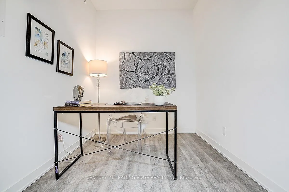 Photo 8 of Unit B904, 292 Verdale Crossing, Markham, Unionville — HOMEH