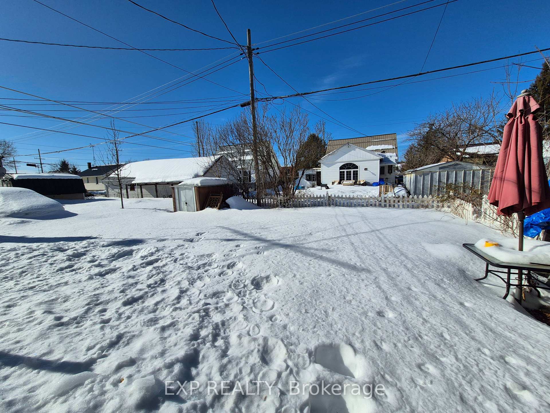 Photo 3 of 232 Tasse Avenue, Renfrew — HOMEH