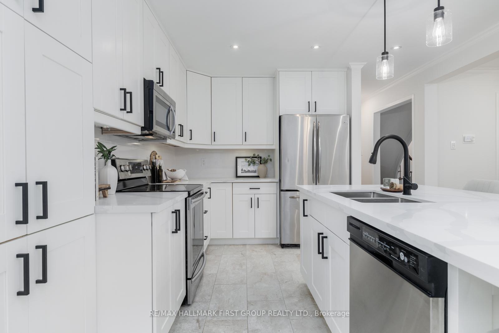 Photo 14 of 1177 Pebblestone Crescent, Pickering, Liverpool — HOMEH