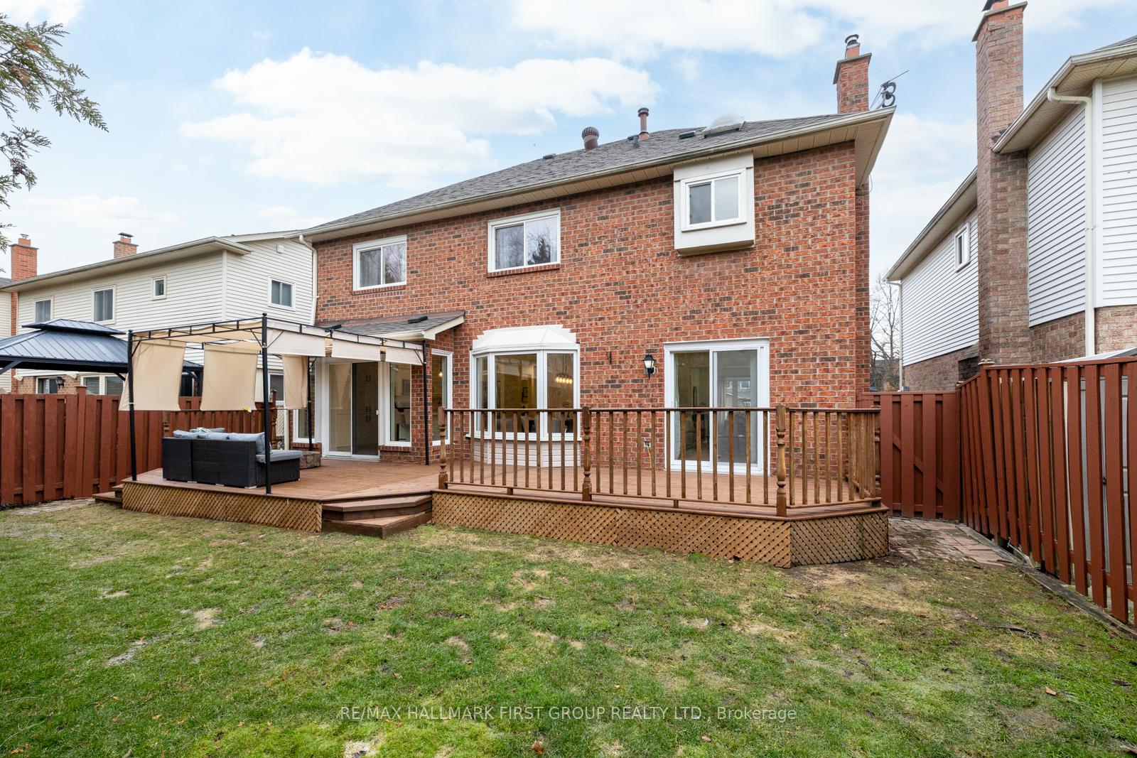 Photo 32 of 1177 Pebblestone Crescent, Pickering, Liverpool — HOMEH