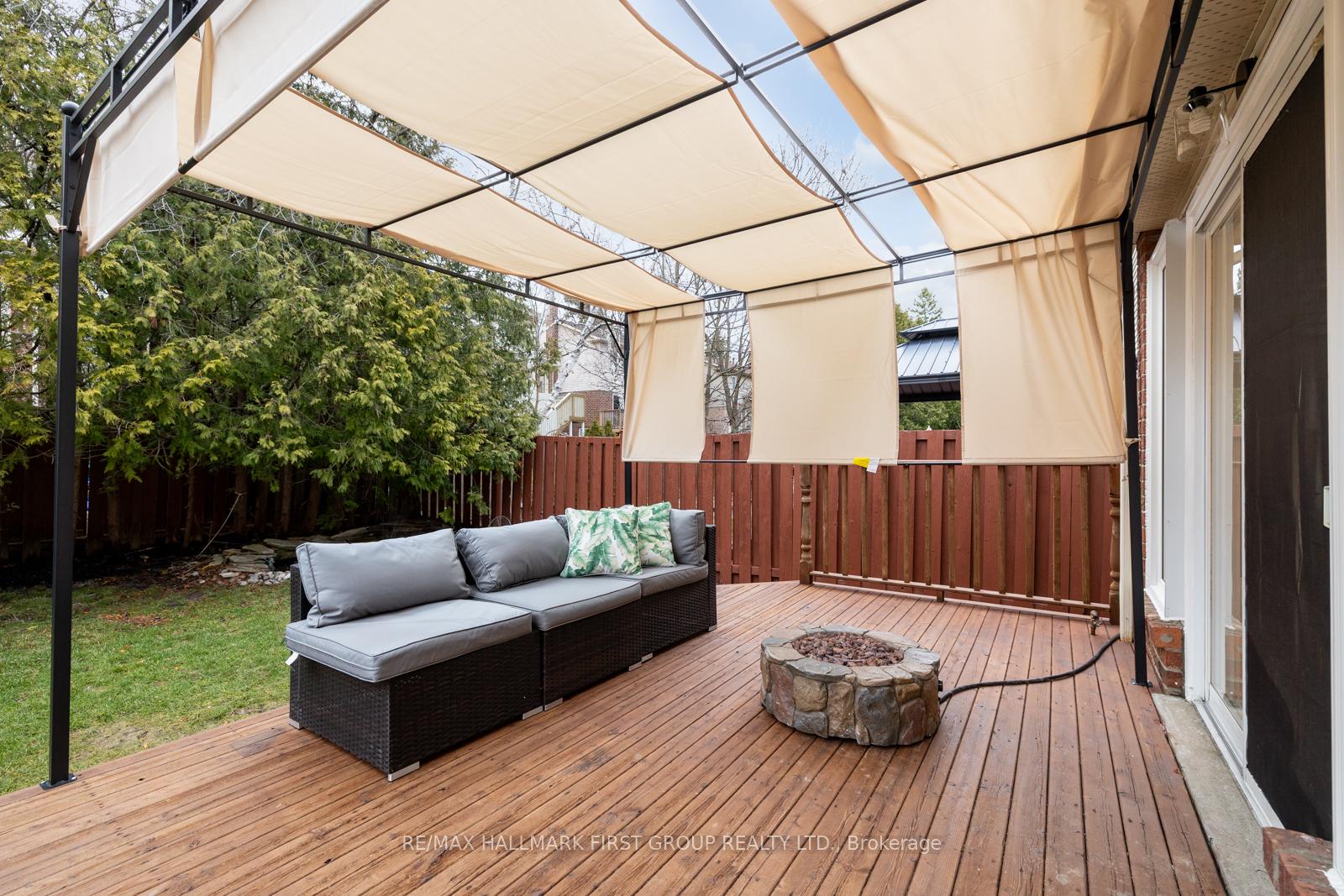 Photo 34 of 1177 Pebblestone Crescent, Pickering, Liverpool — HOMEH