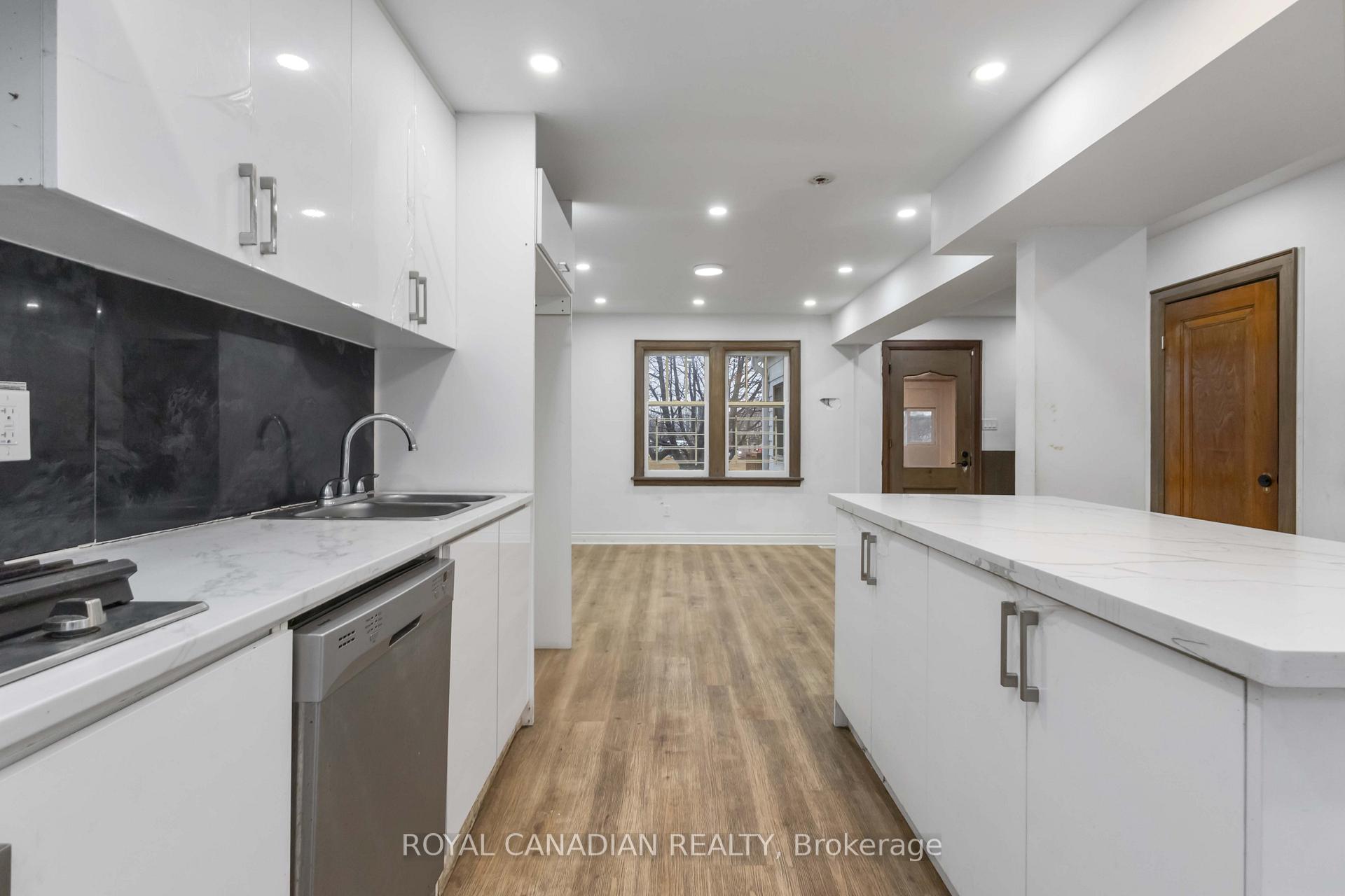 Photo 13 of 274 Ritson Road N, Oshawa, O'Neill — HOMEH