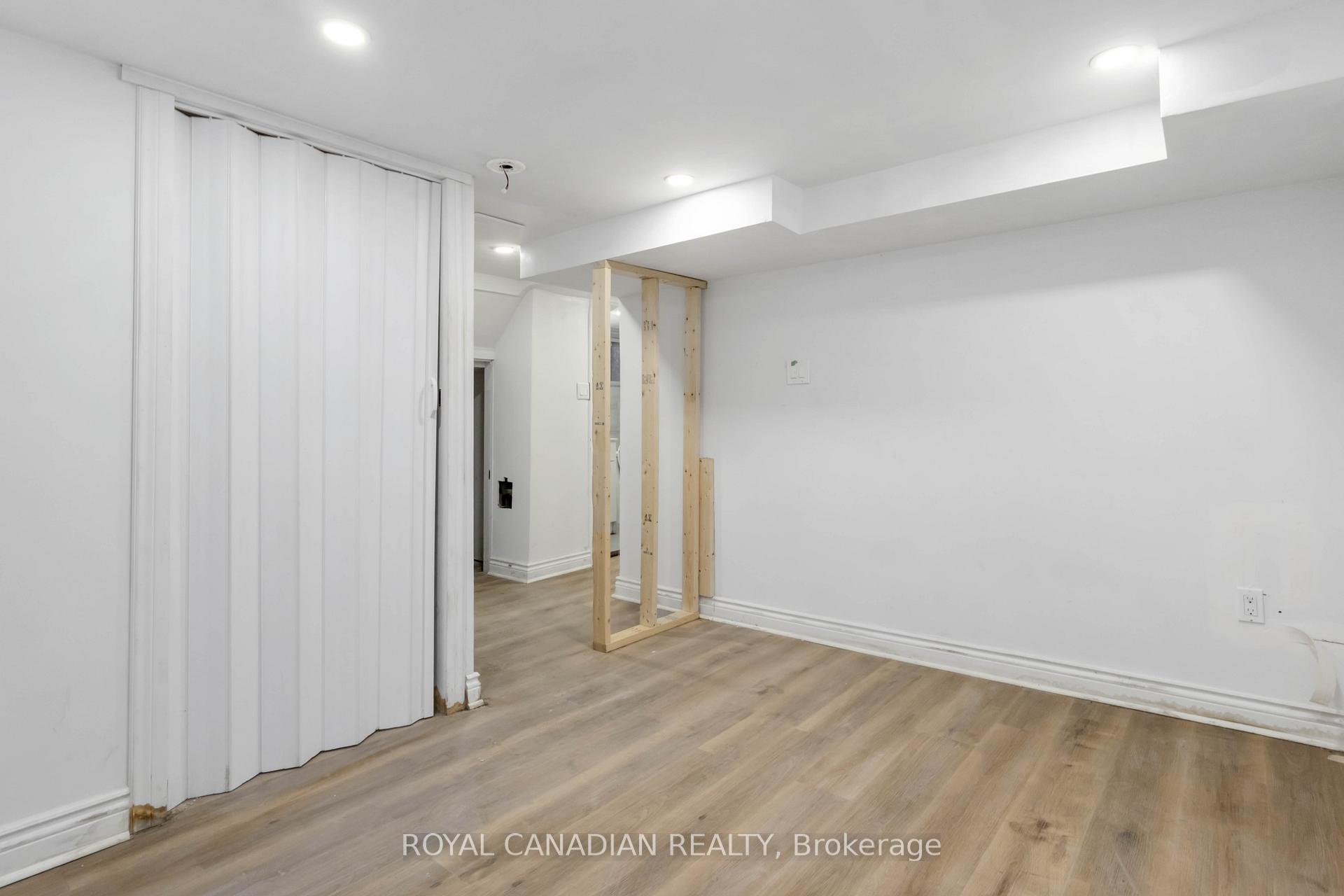 Photo 19 of 274 Ritson Road N, Oshawa, O'Neill — HOMEH