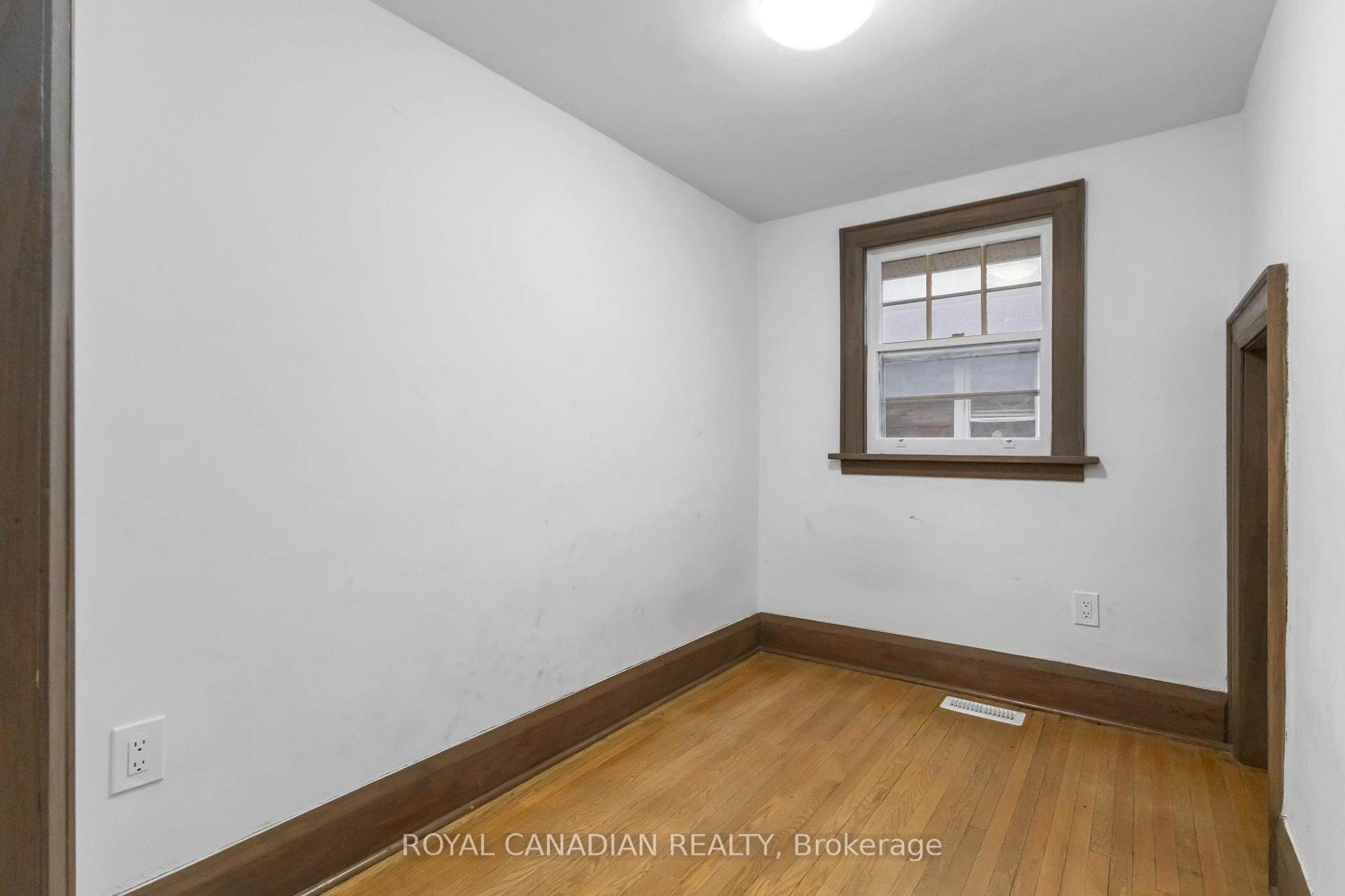 Photo 24 of 274 Ritson Road N, Oshawa, O'Neill — HOMEH