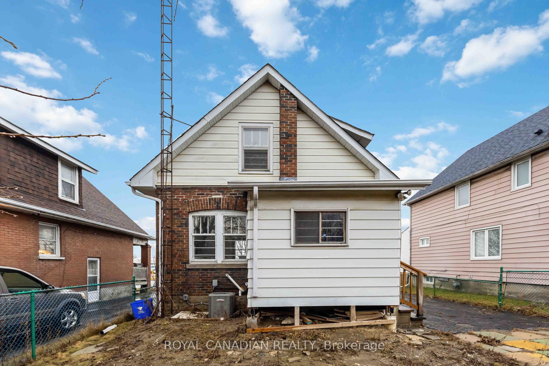 Photo 29 of 274 Ritson Road N, Oshawa, O'Neill — HOMEH