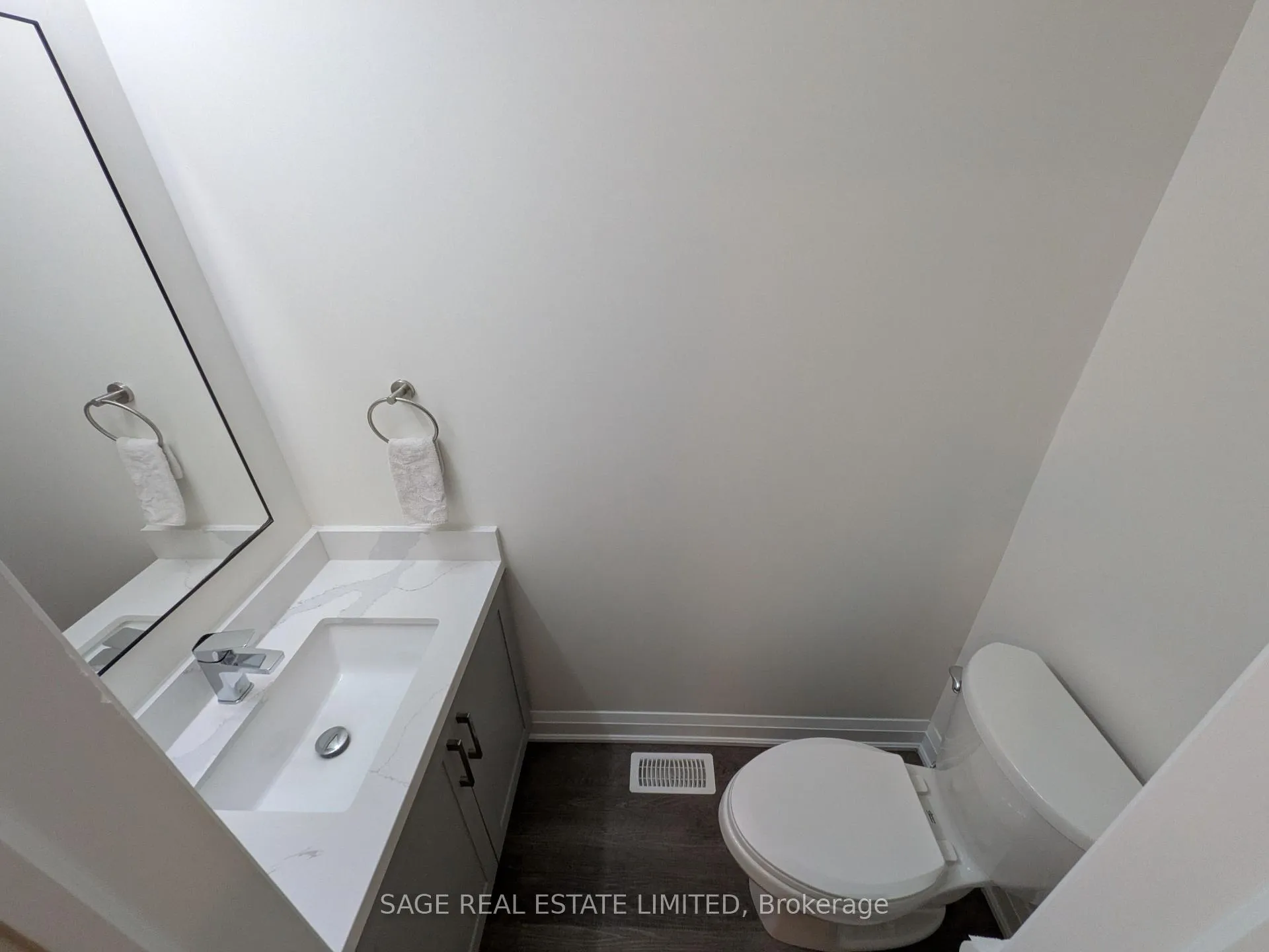Photo 10 of 55 Jersey Avenue, Toronto, Palmerston-Little Italy — HOMEH