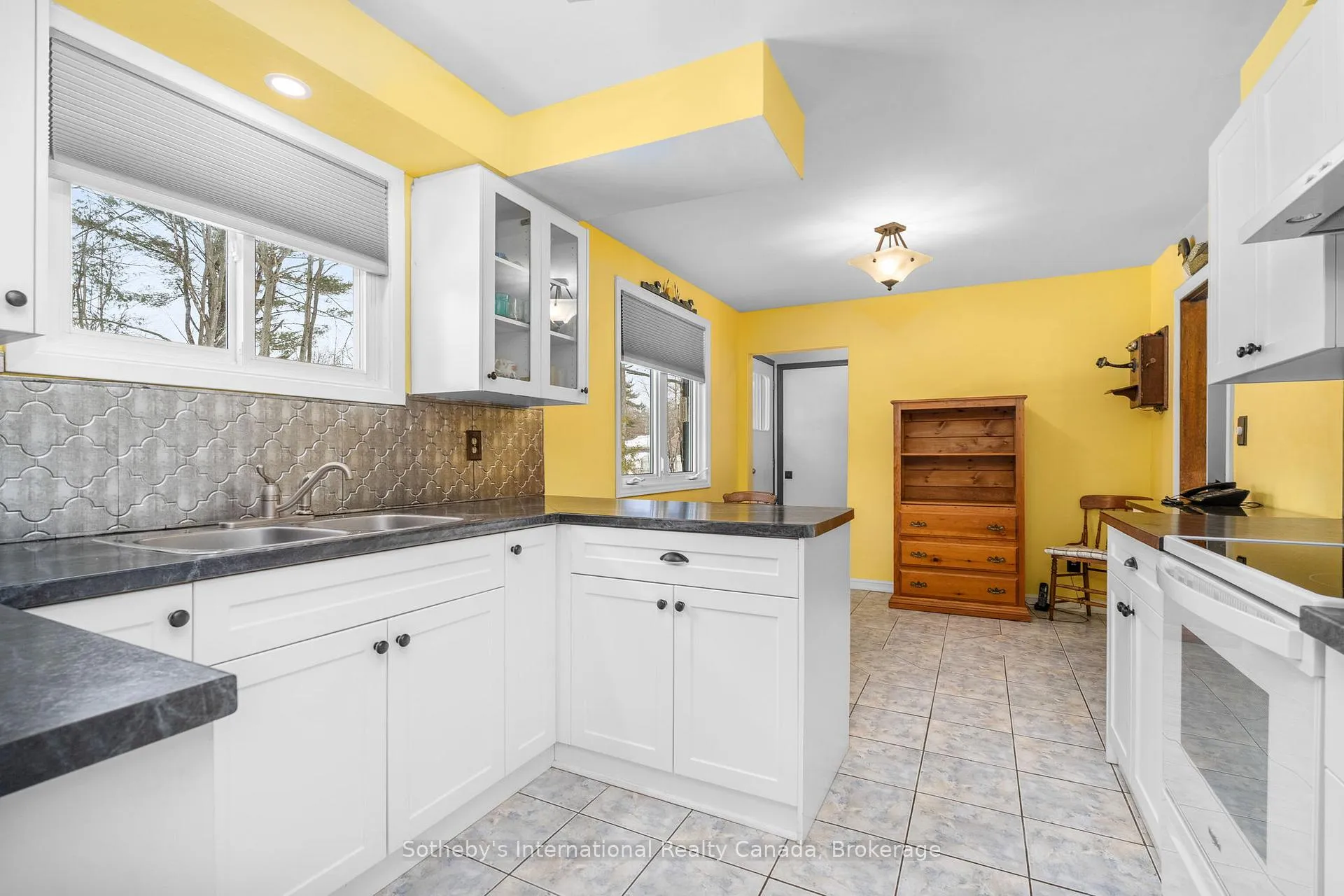 Photo 12 of 230 Alexander Street, Gravenhurst, Muskoka (S) — HOMEH