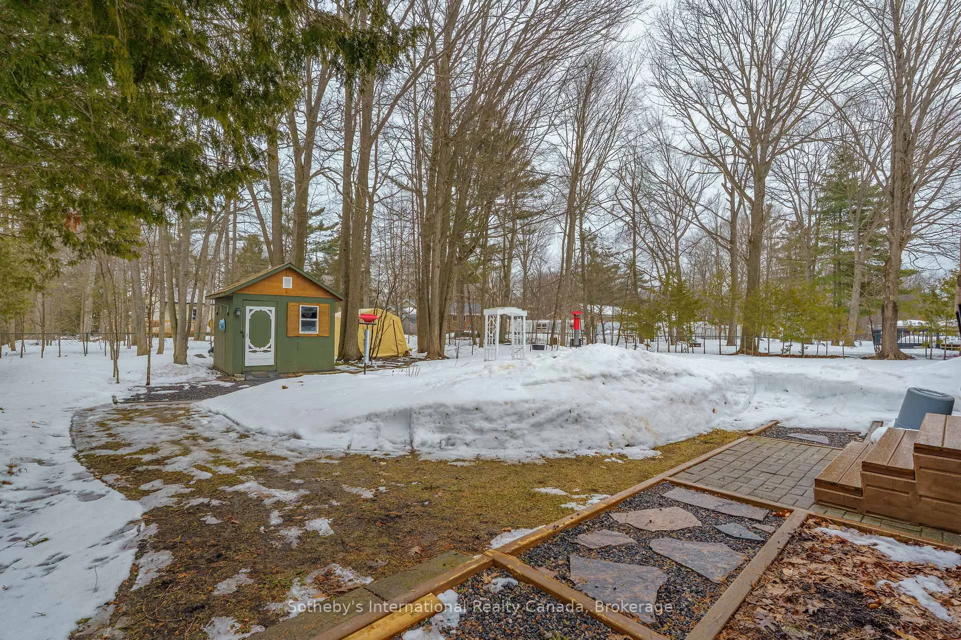 Photo 35 of 230 Alexander Street, Gravenhurst, Muskoka (S) — HOMEH