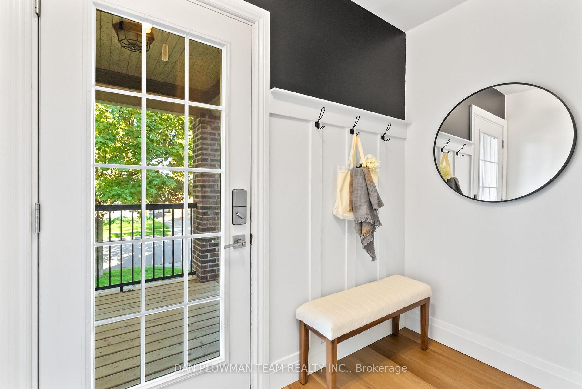 Photo 3 of 110 Warren Avenue, Oshawa, McLaughlin — HOMEH