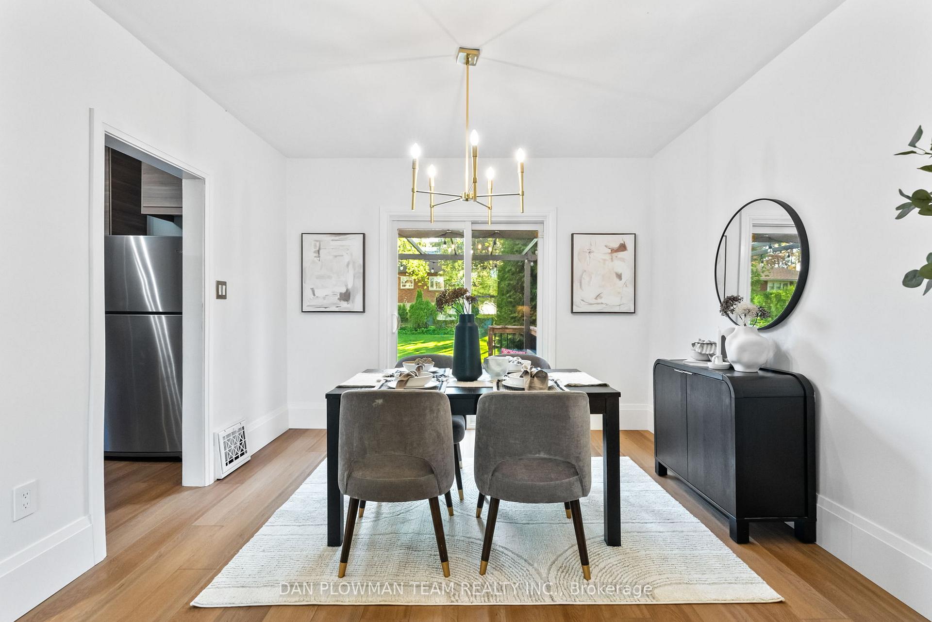 Photo 10 of 110 Warren Avenue, Oshawa, McLaughlin — HOMEH