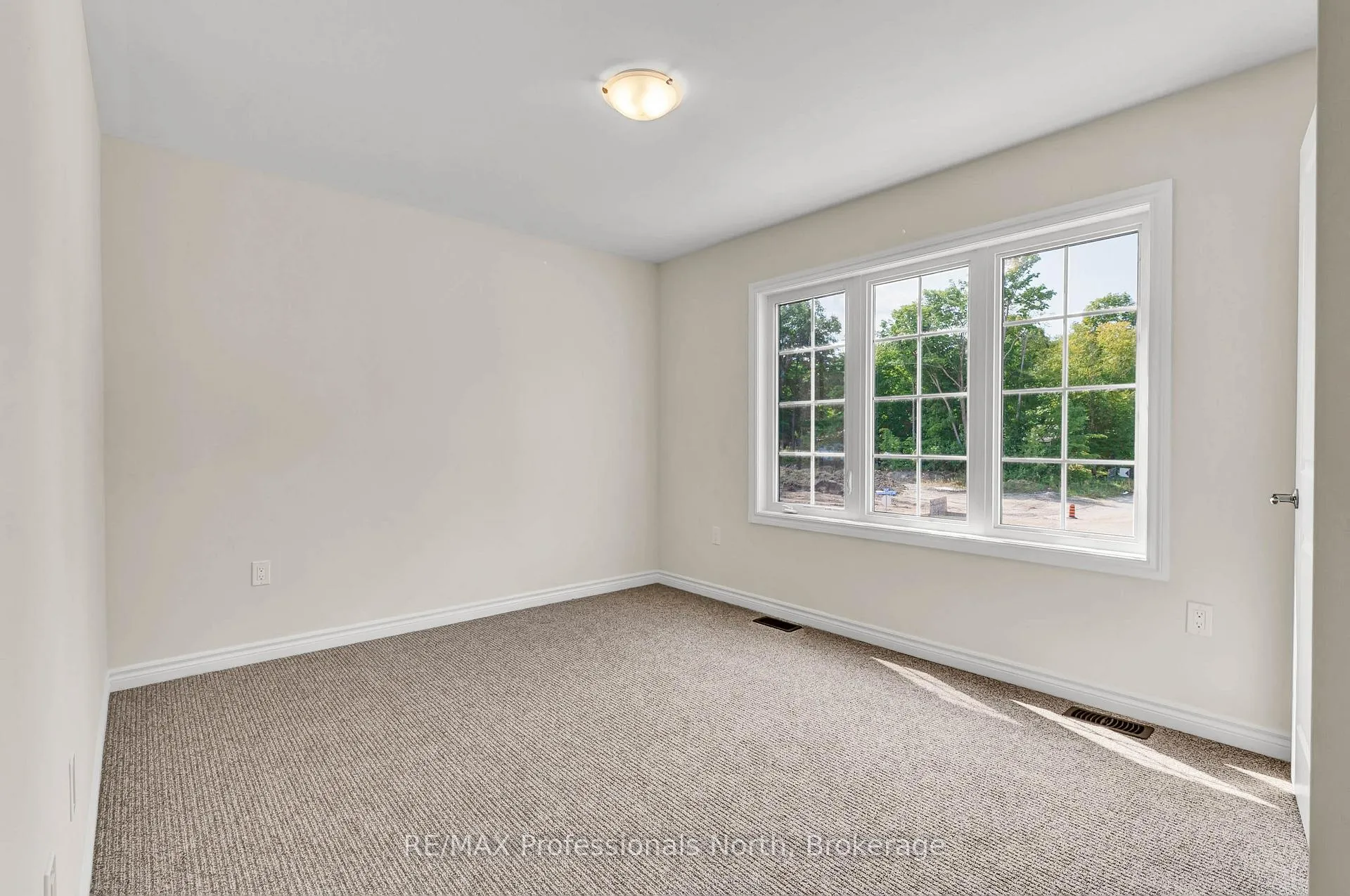 Photo 14 of 230 Beechwood Forest Lane, Gravenhurst, Muskoka (S) — HOMEH