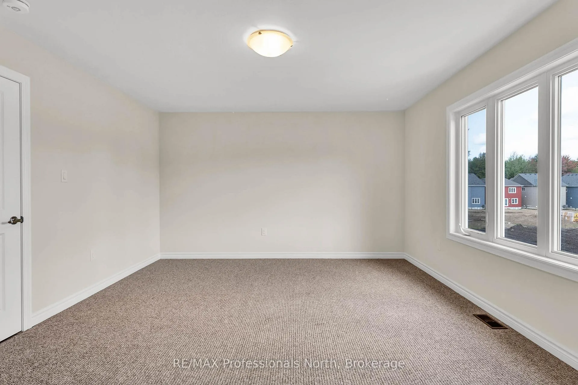 Photo 15 of 230 Beechwood Forest Lane, Gravenhurst, Muskoka (S) — HOMEH