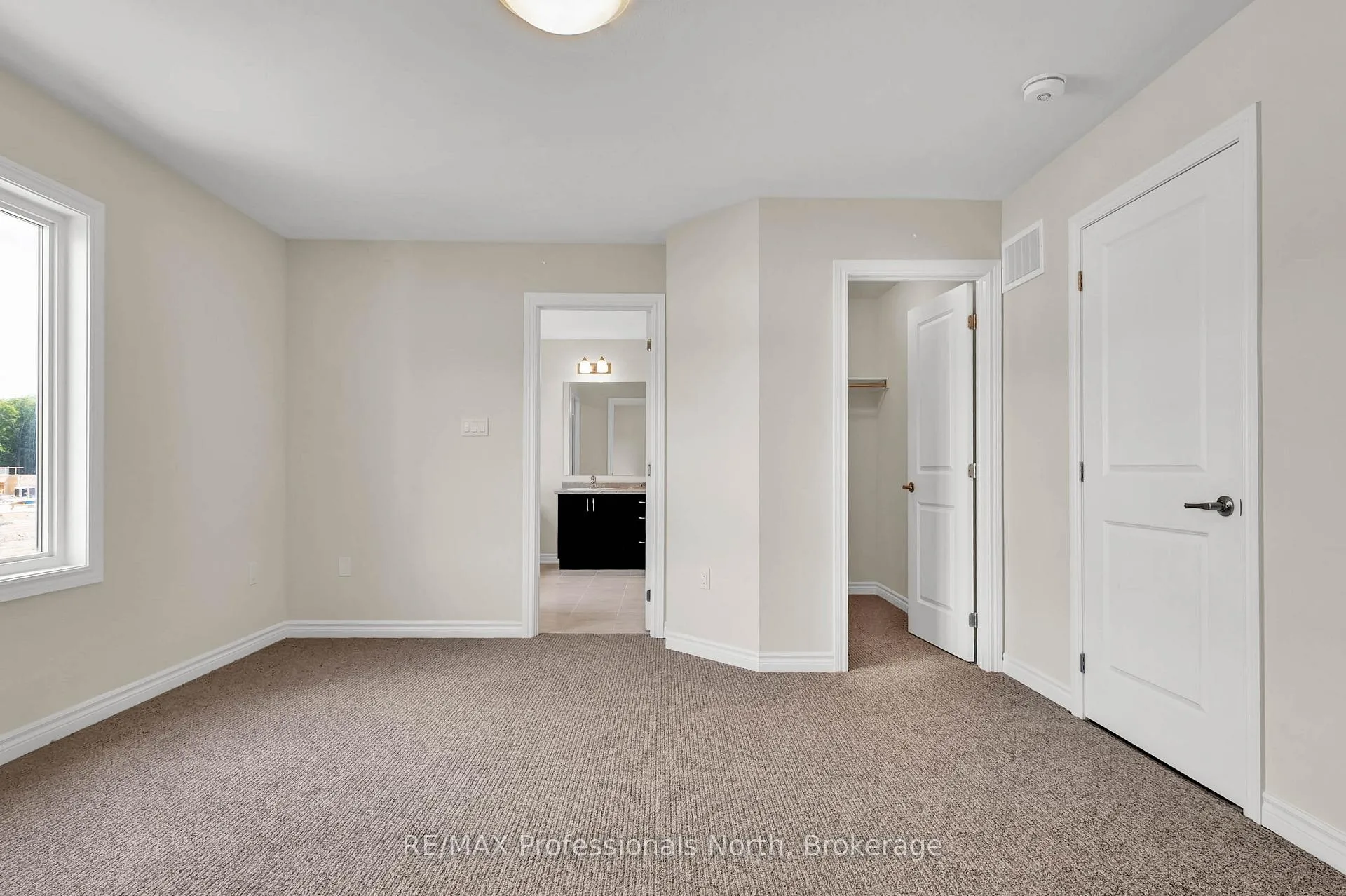 Photo 16 of 230 Beechwood Forest Lane, Gravenhurst, Muskoka (S) — HOMEH